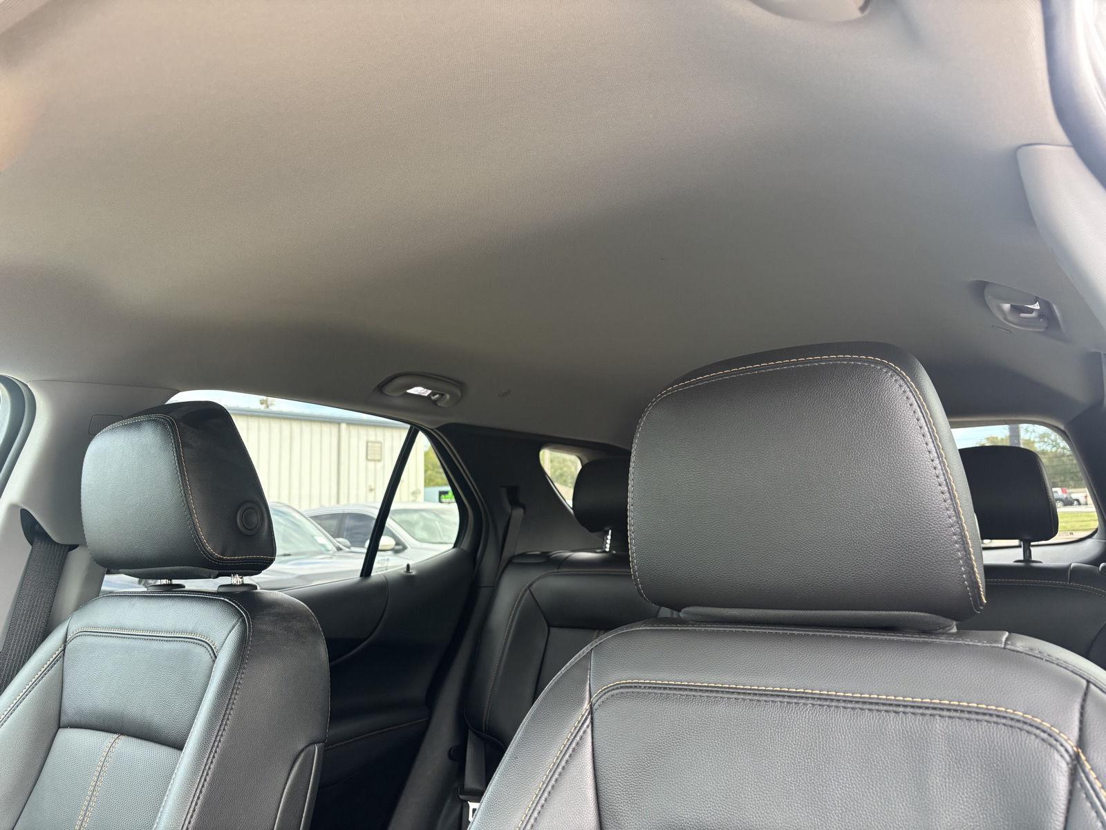 Vehicle photo 33
