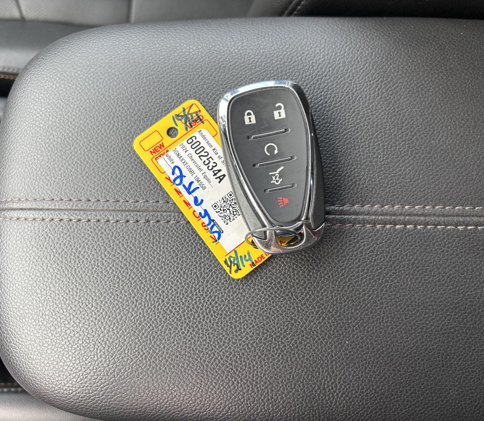 Vehicle photo 44