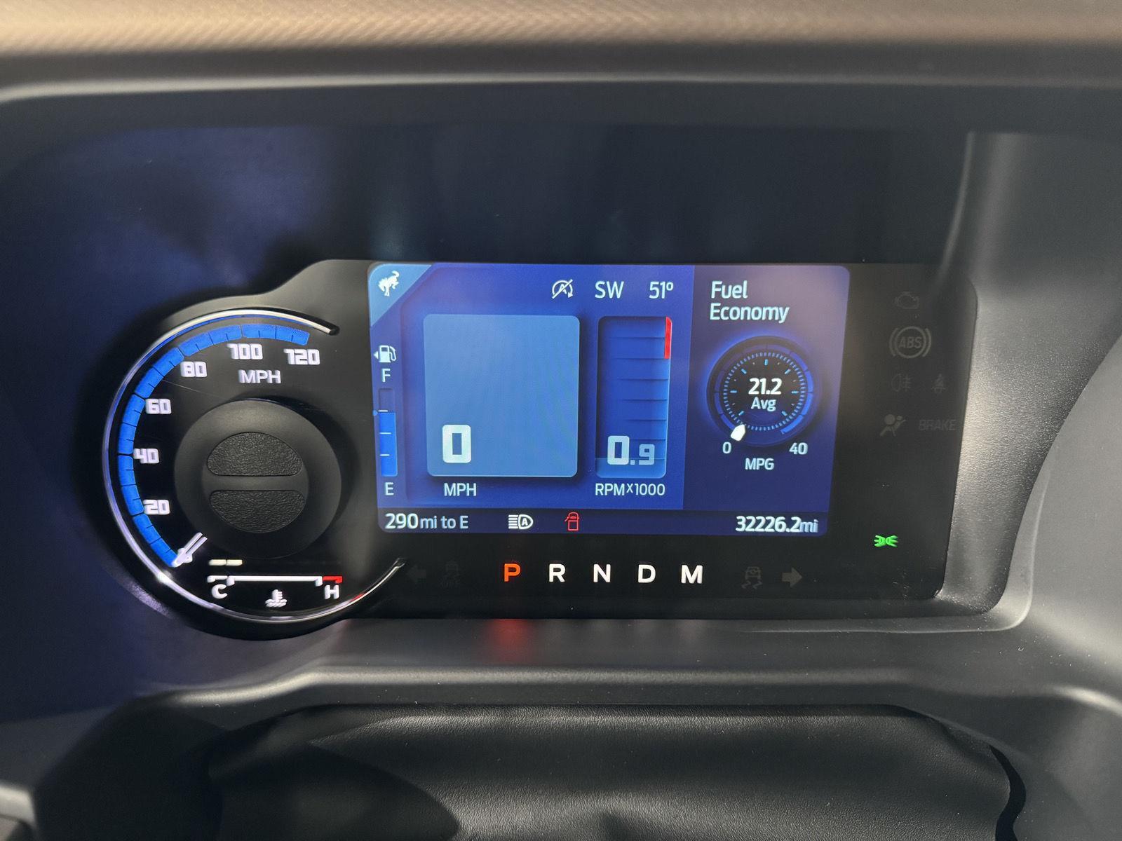Vehicle photo 3