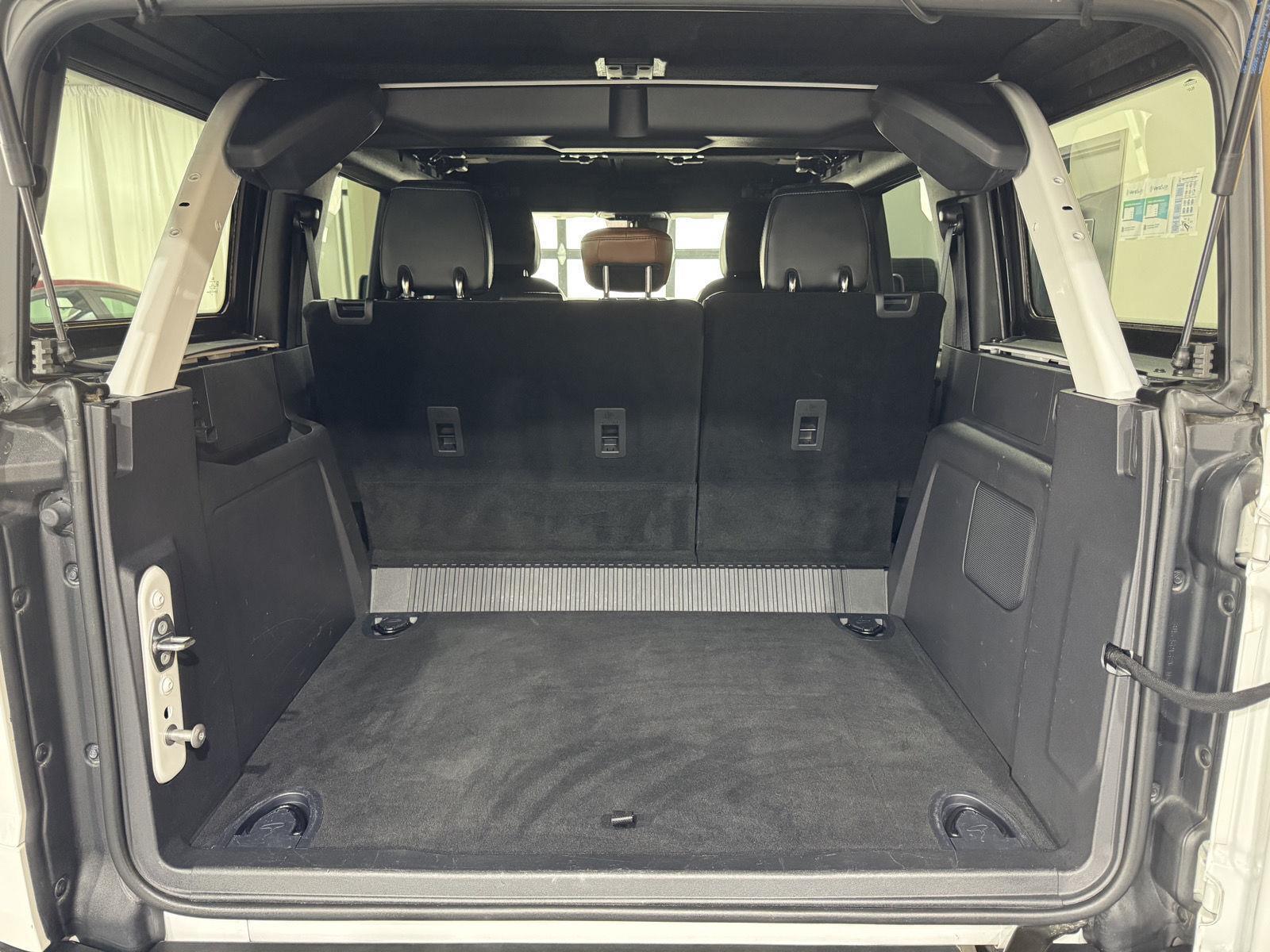 Vehicle photo 42
