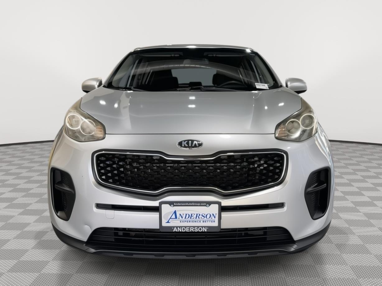 Vehicle photo 5