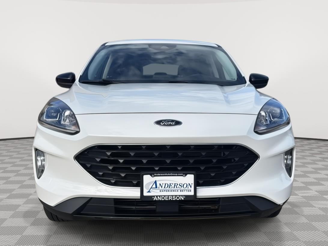 Vehicle photo 10