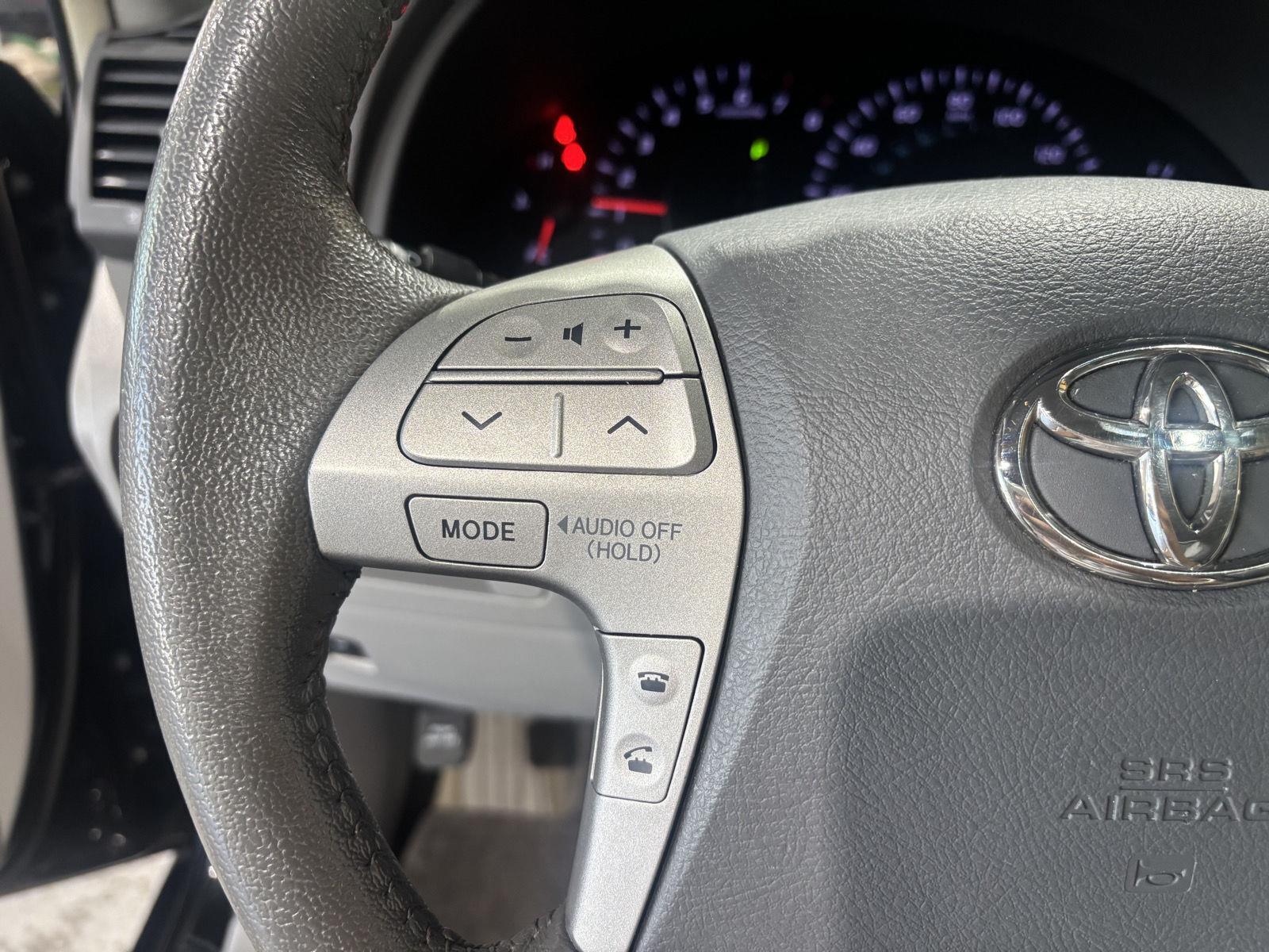 Vehicle photo 15
