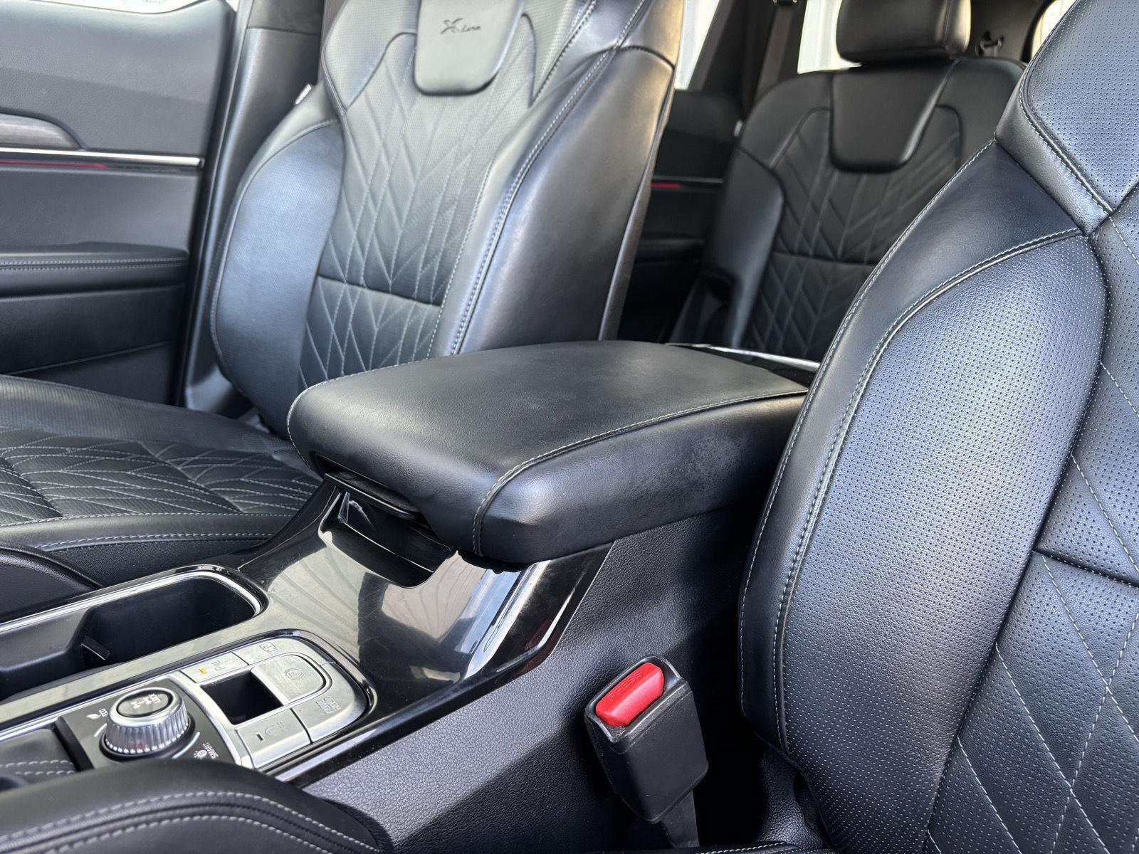 Vehicle photo 41