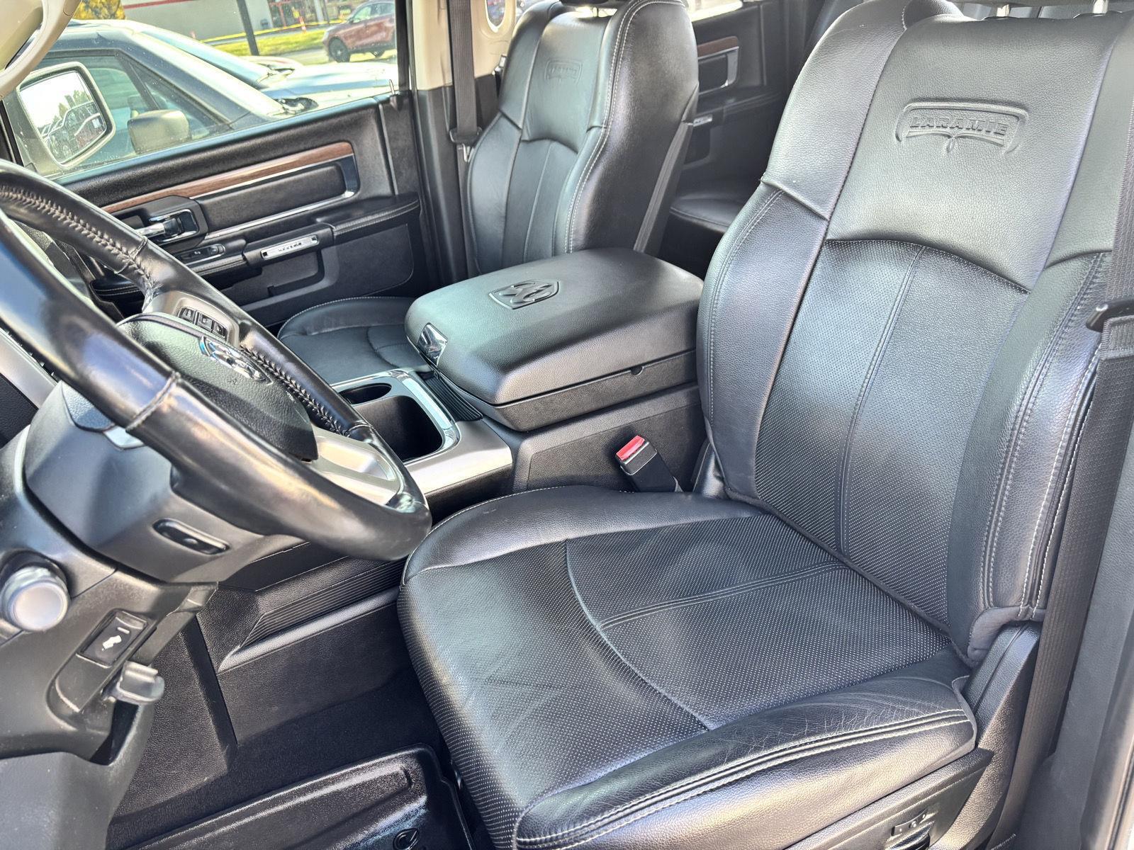 Vehicle photo 21