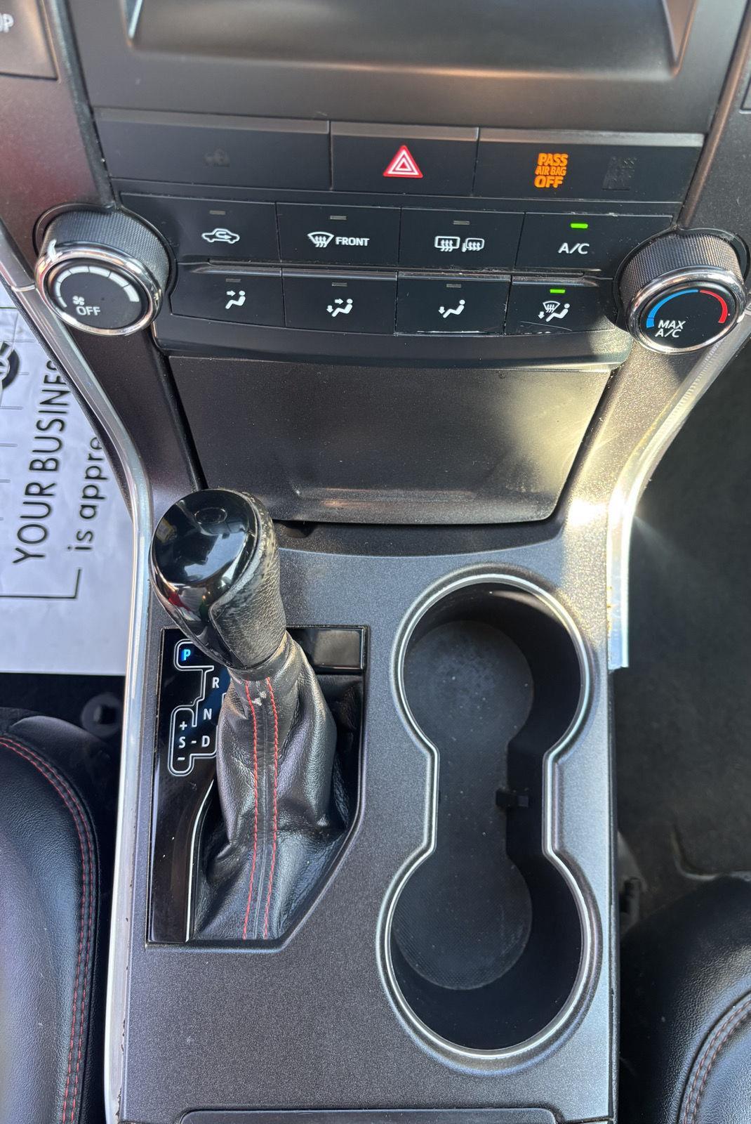 Vehicle photo 36