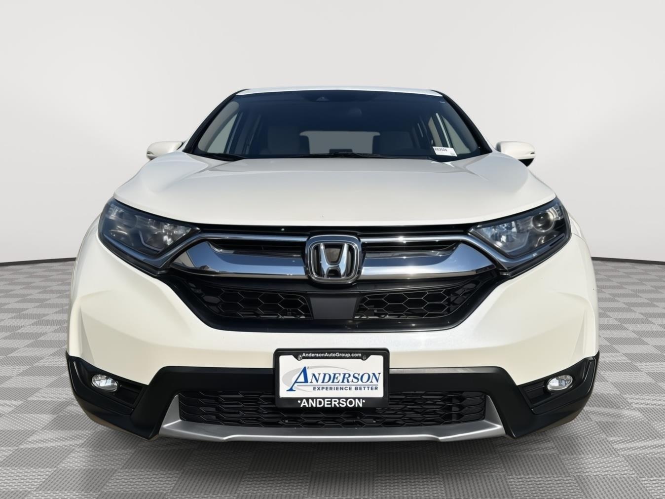 Vehicle photo 5