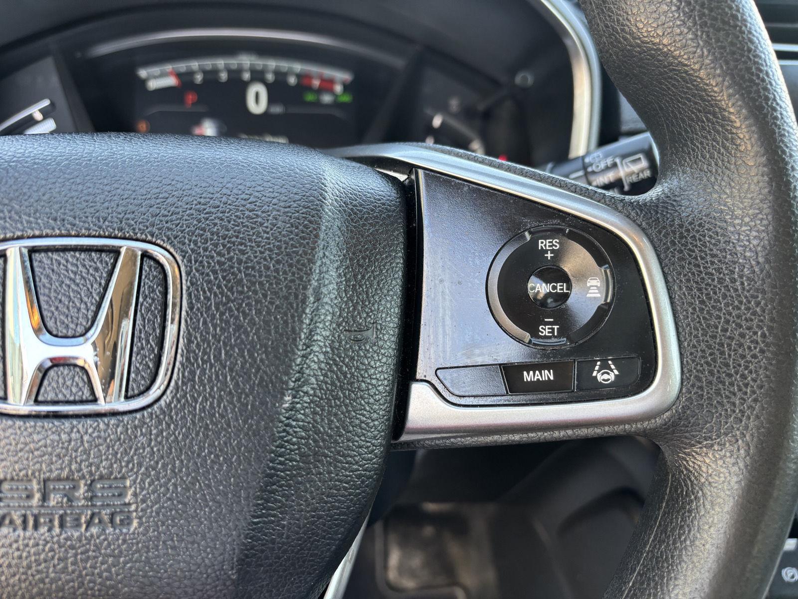 Vehicle photo 17