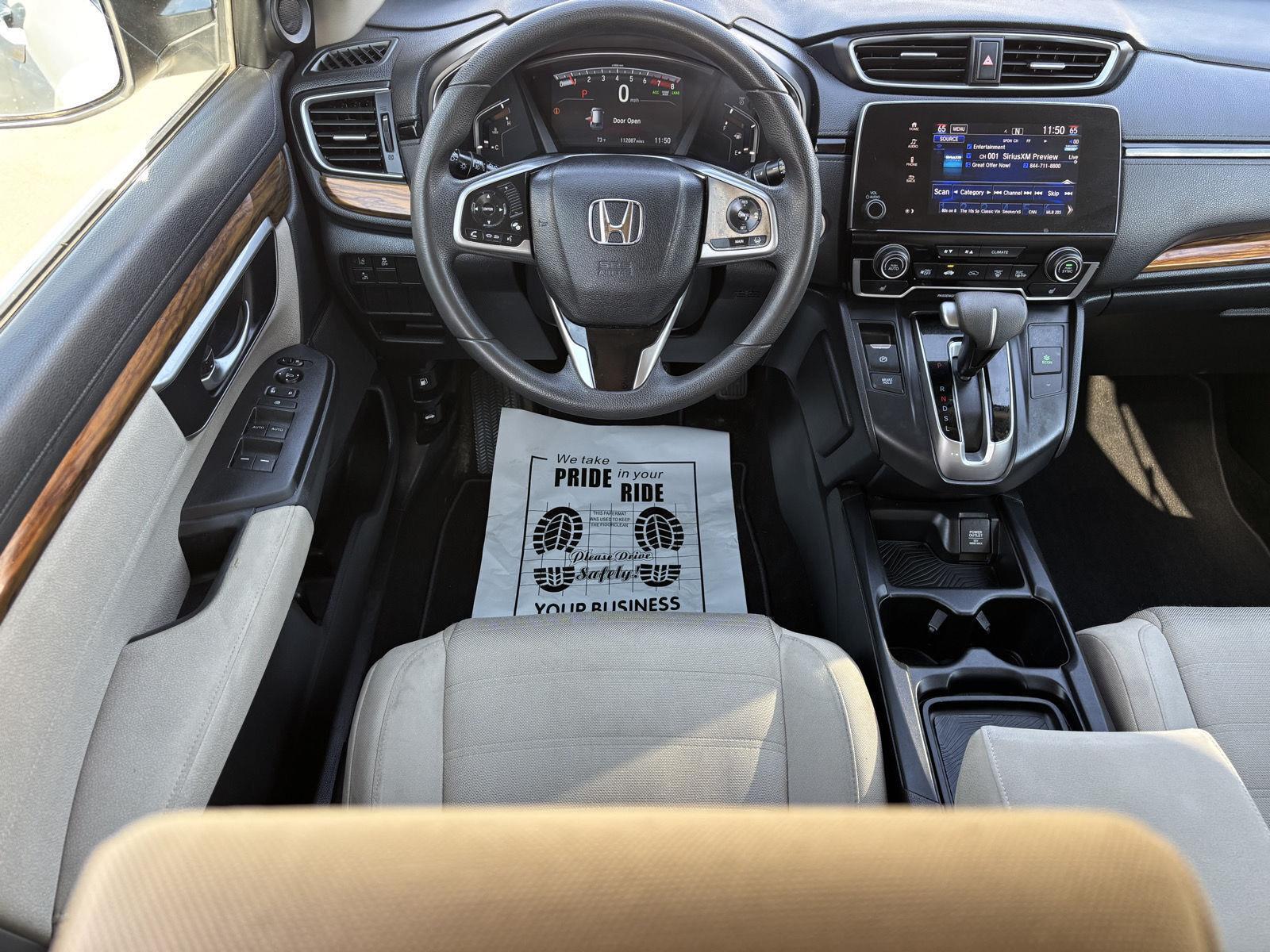Vehicle photo 24