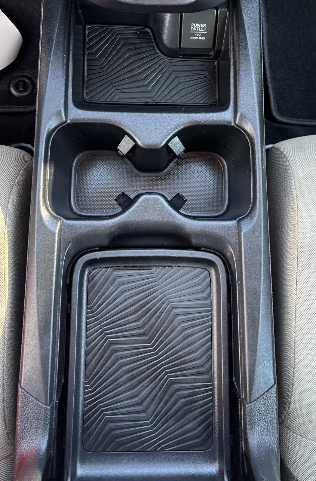 Vehicle photo 36
