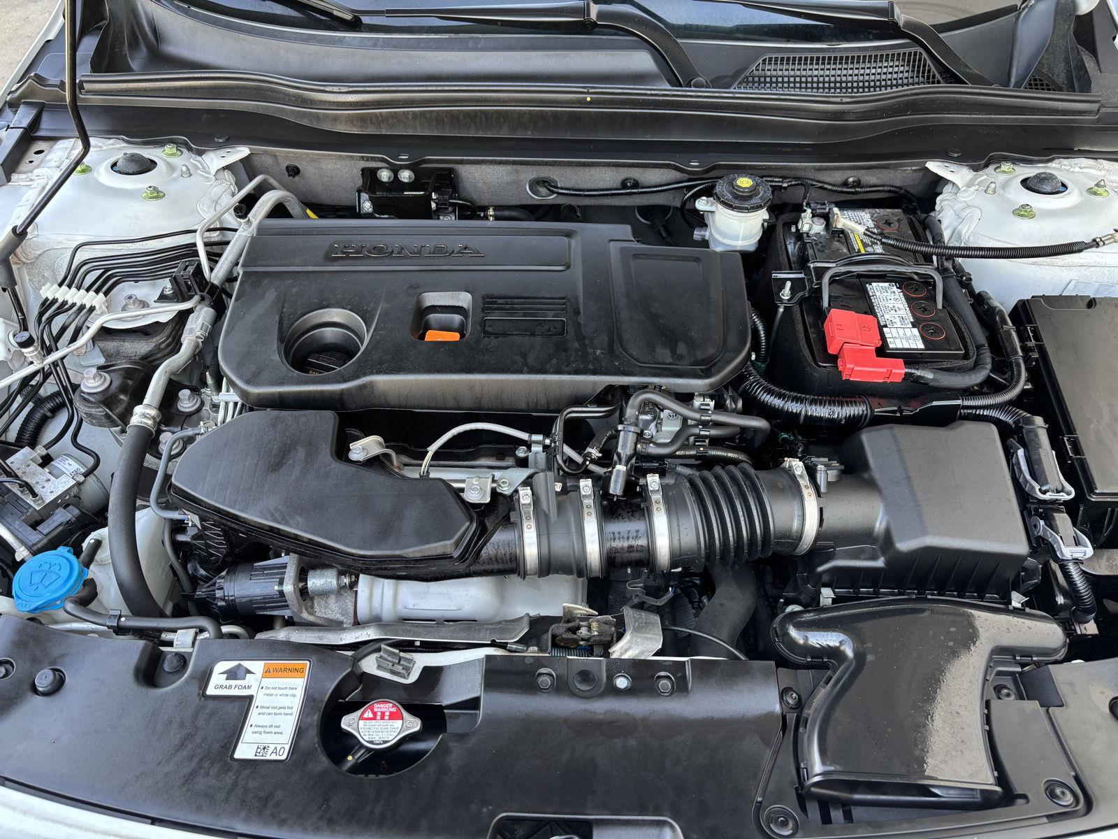 Vehicle photo 38