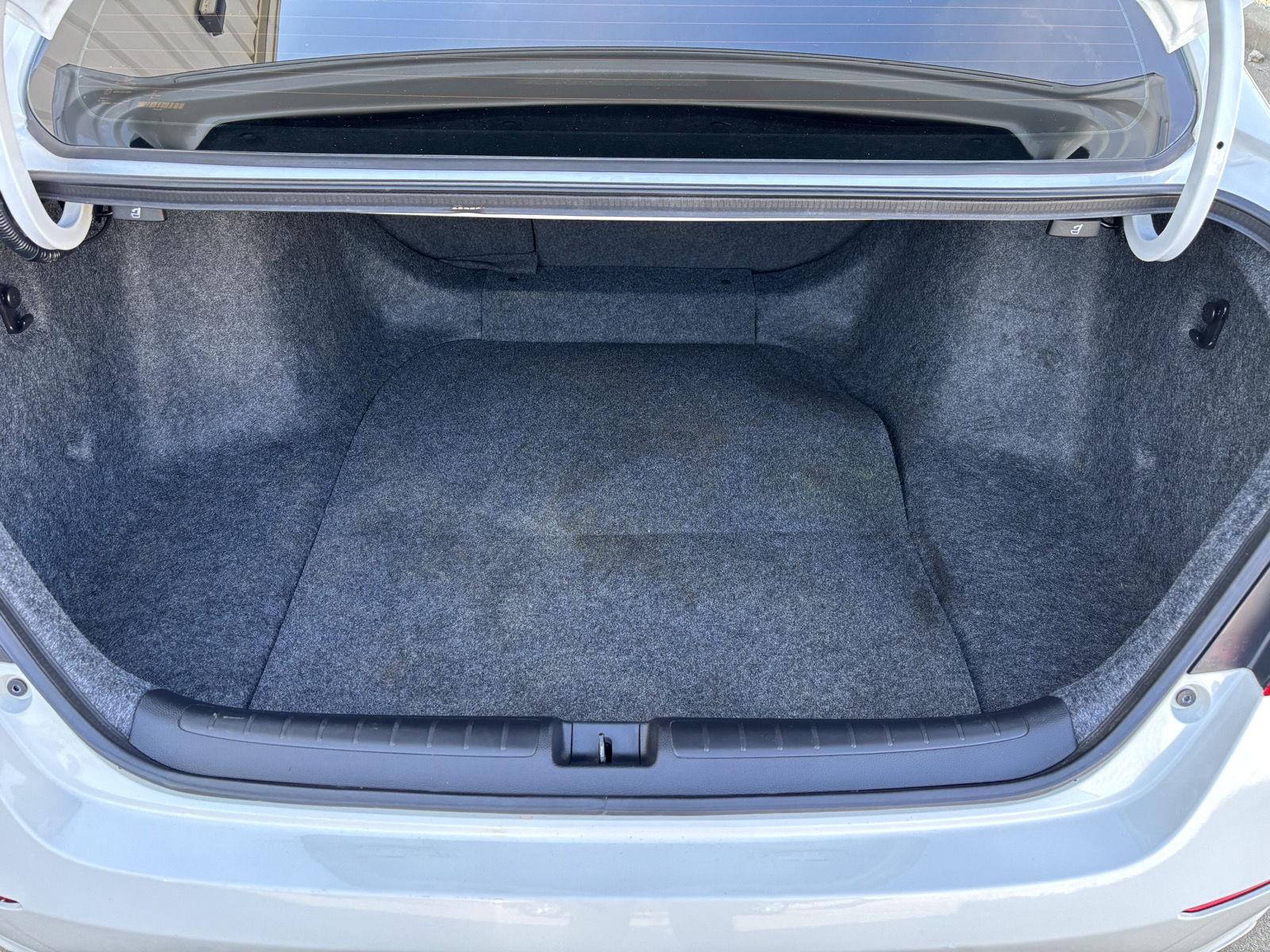 Vehicle photo 39
