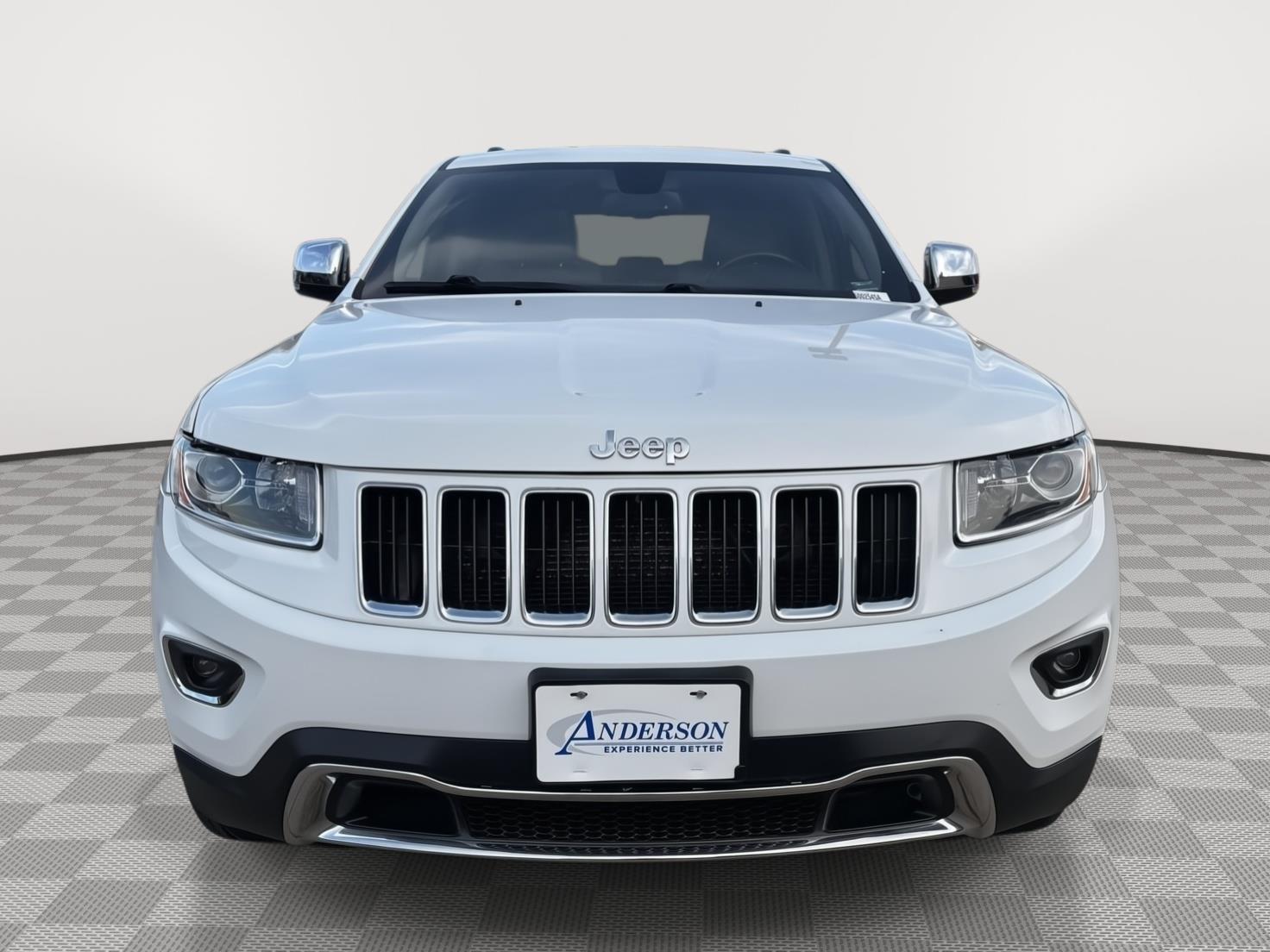 Vehicle photo 5