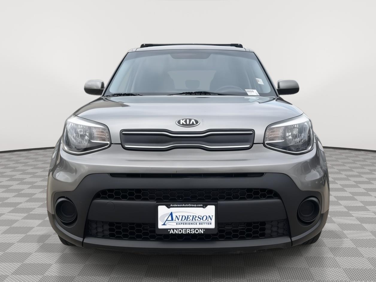 Vehicle photo 5