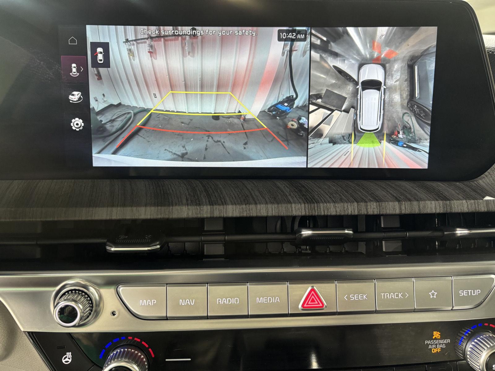 Vehicle photo 27