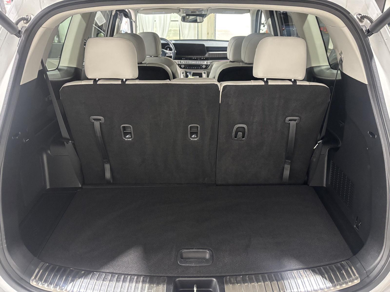 Vehicle photo 45