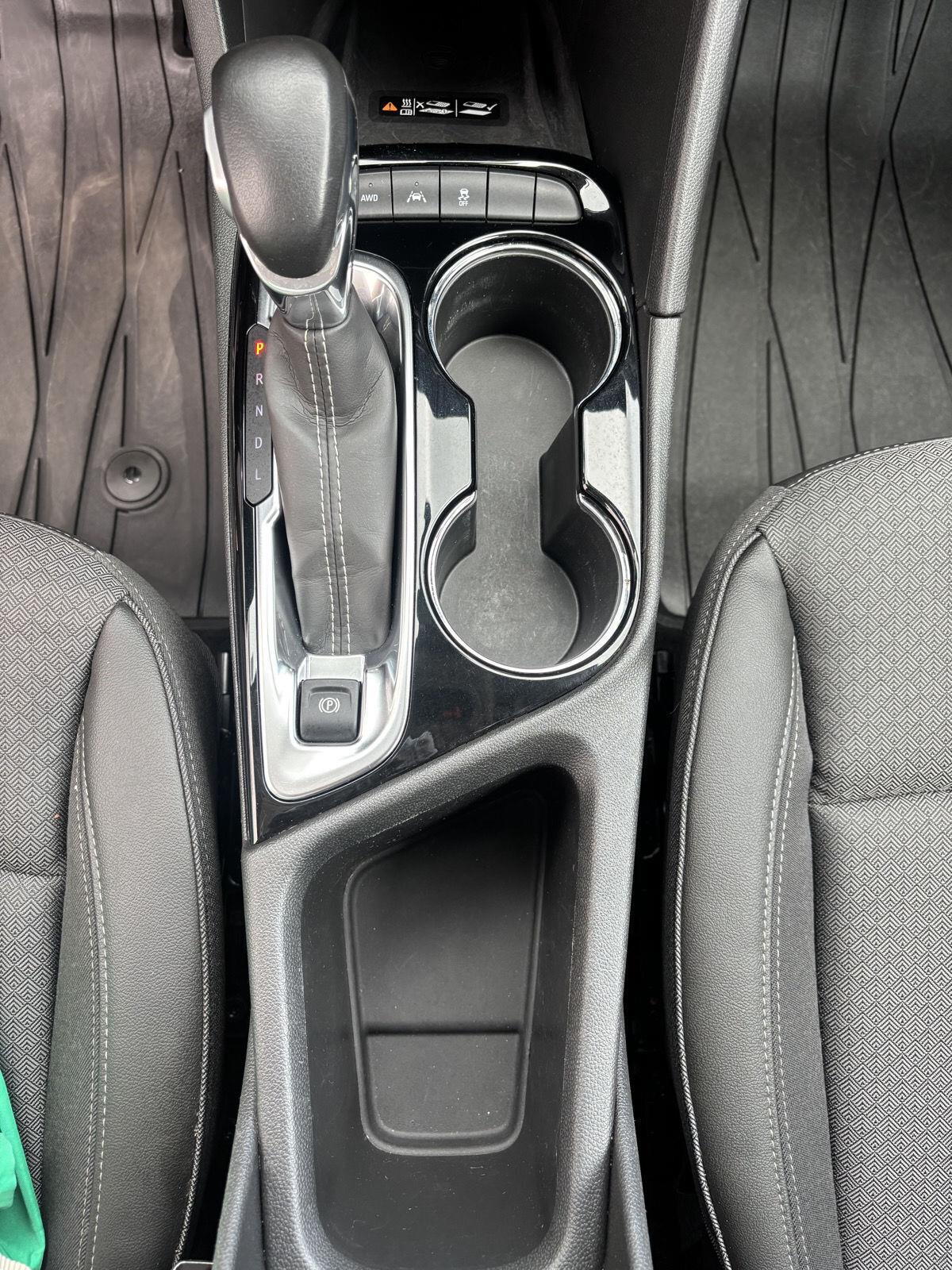 Vehicle photo 41