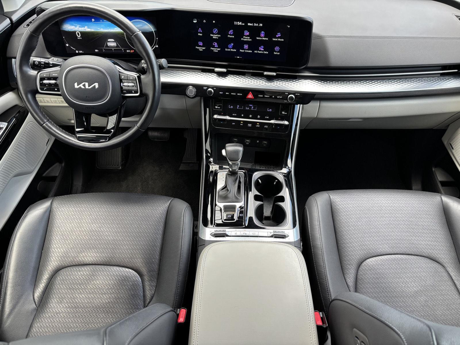 Vehicle photo 22