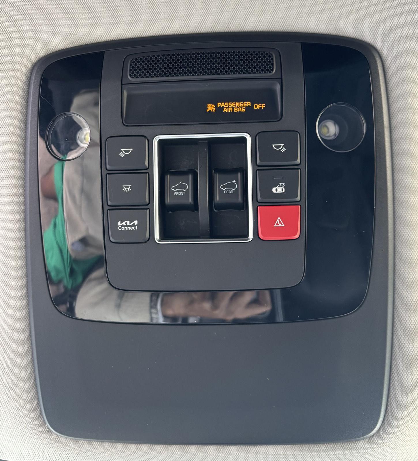 Vehicle photo 40