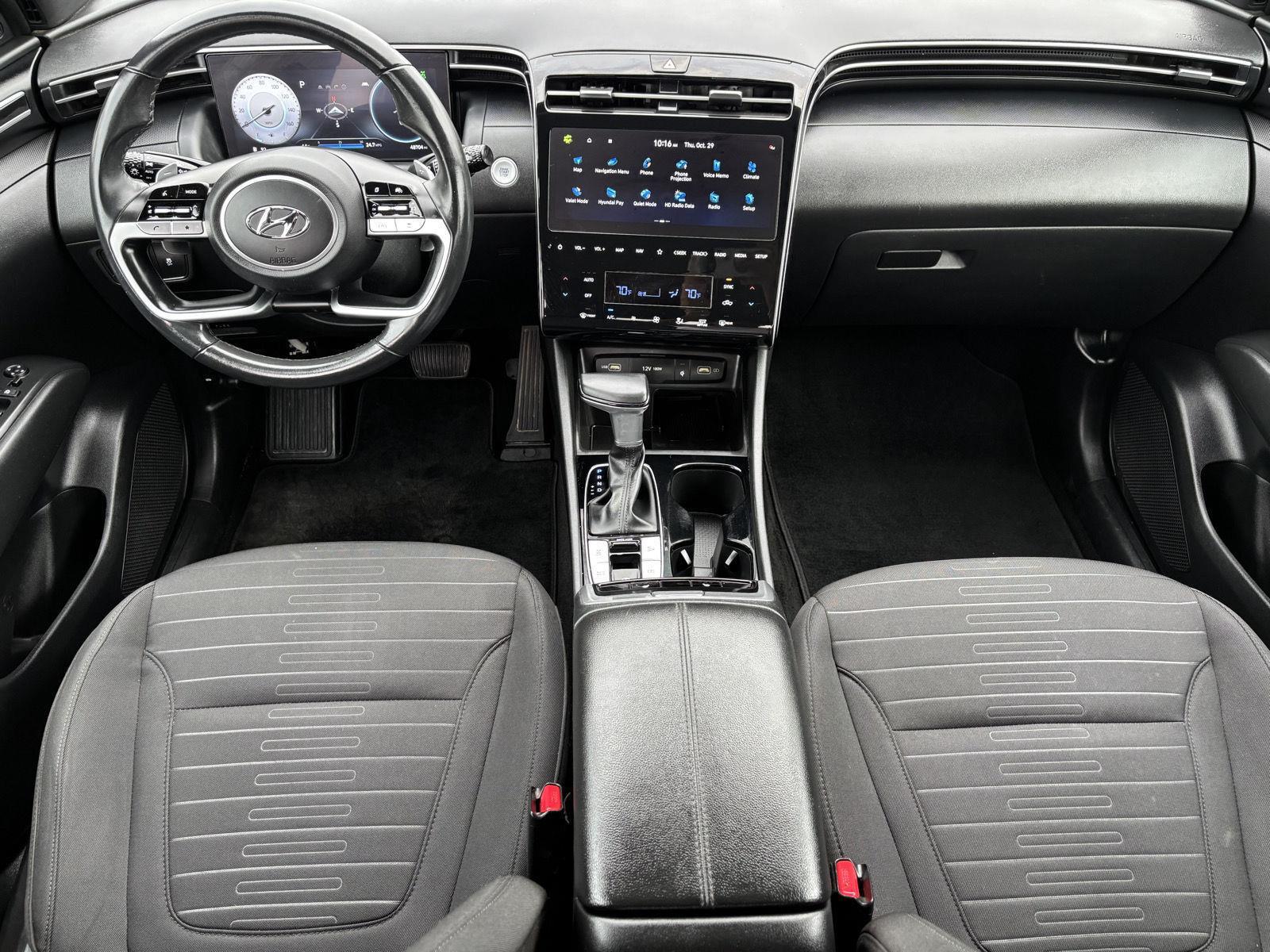 Vehicle photo 22