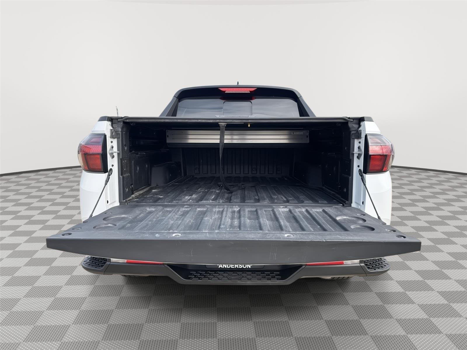Vehicle photo 40