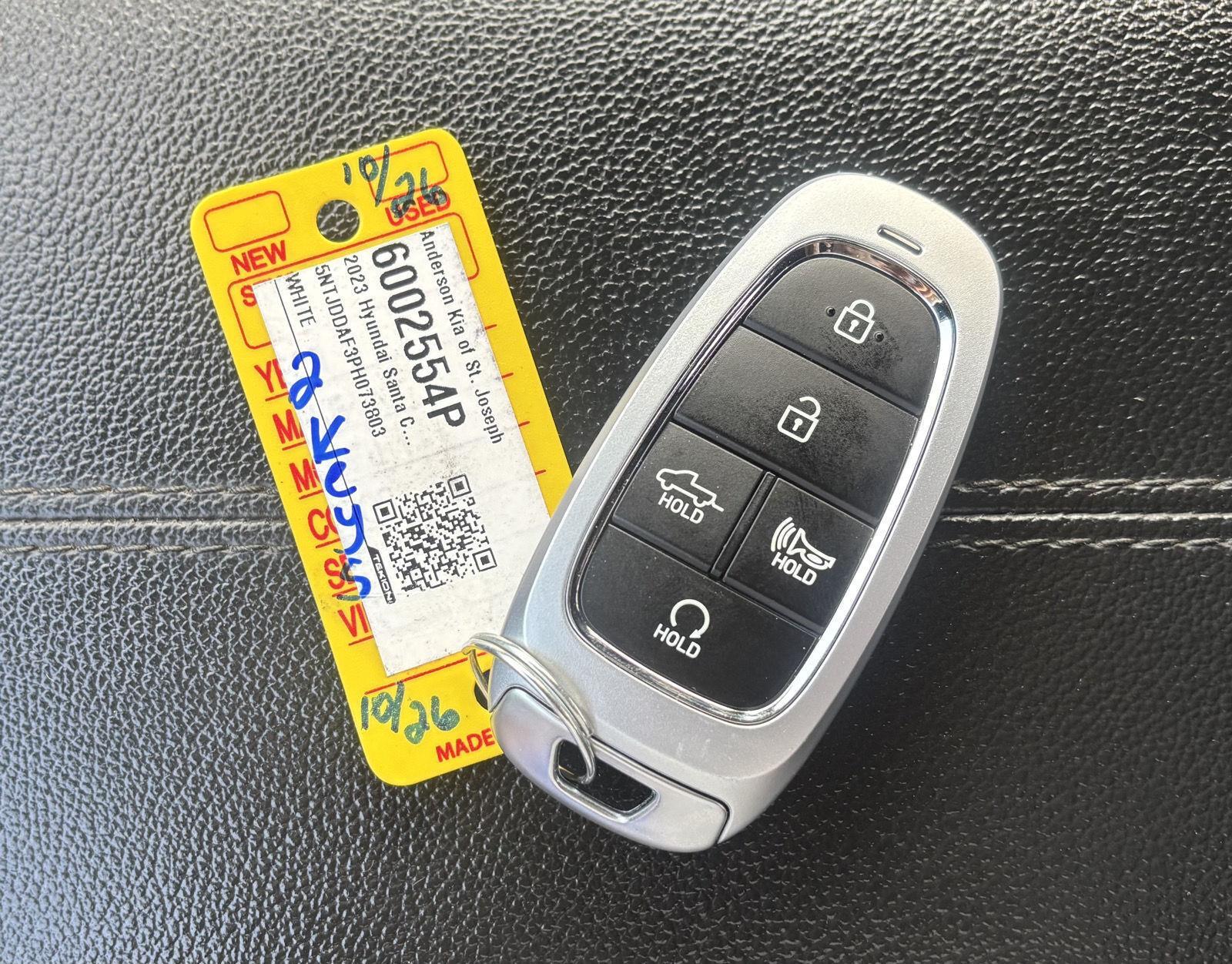 Vehicle photo 43