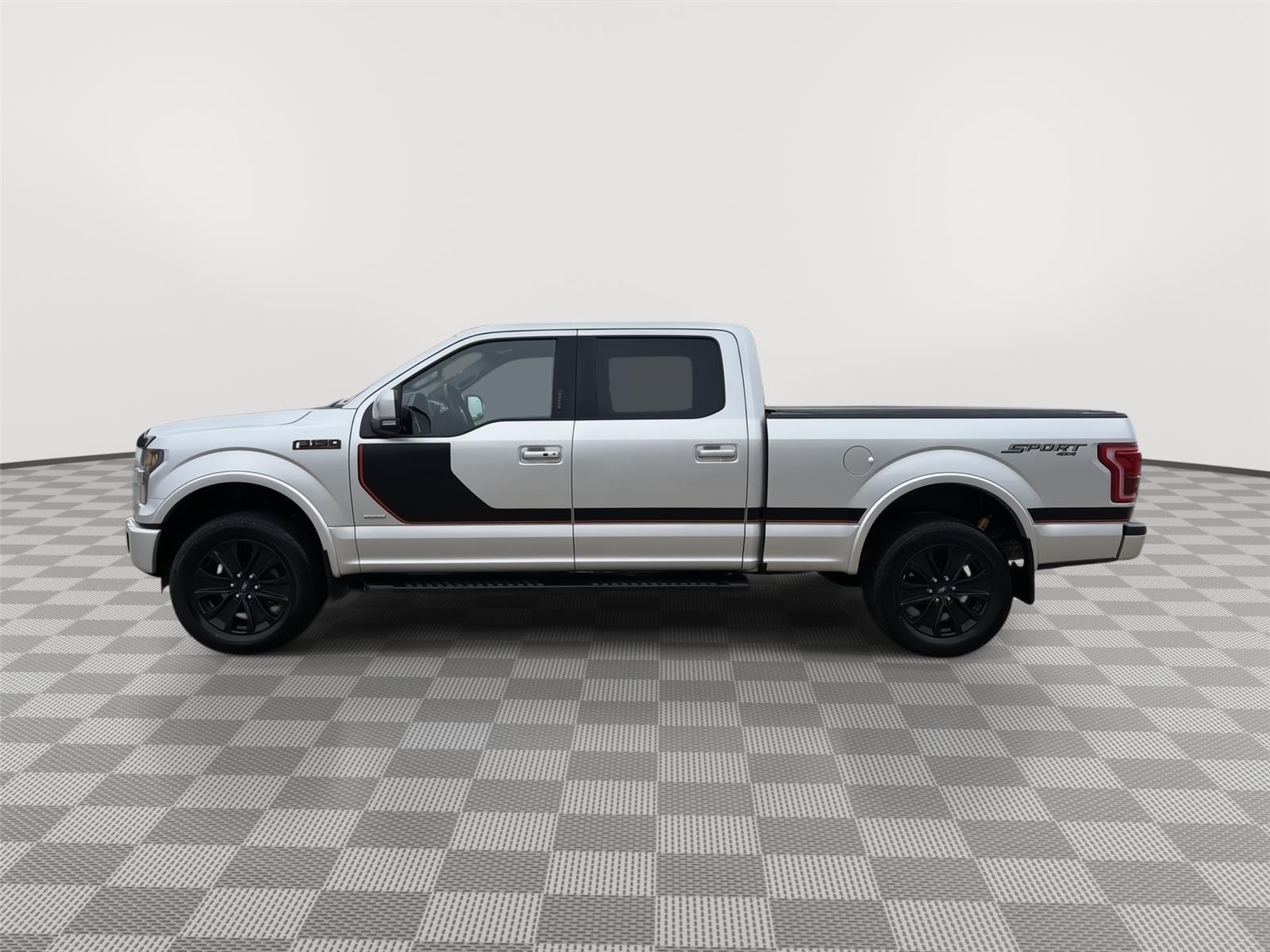 Vehicle photo 2