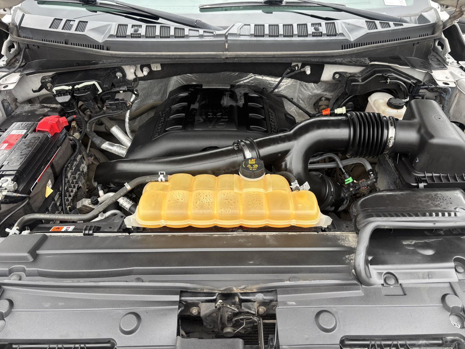 Vehicle photo 41