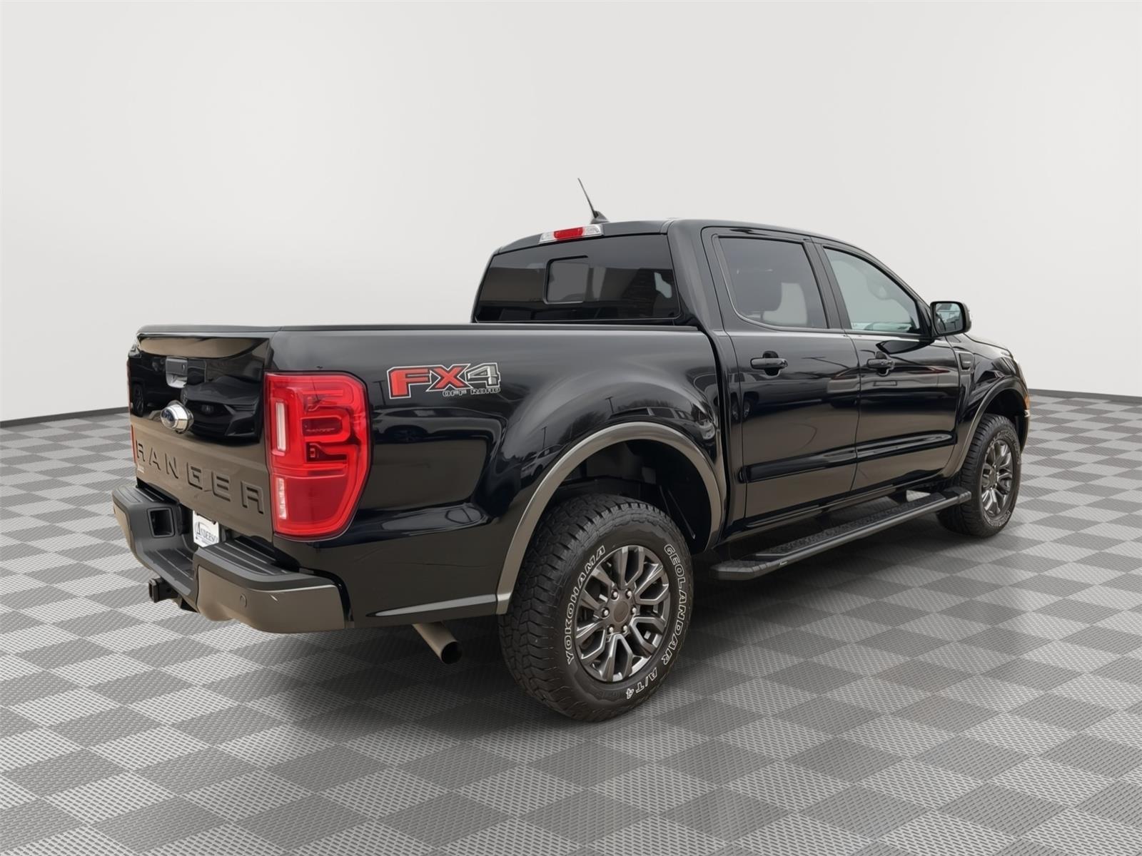 Vehicle photo 8
