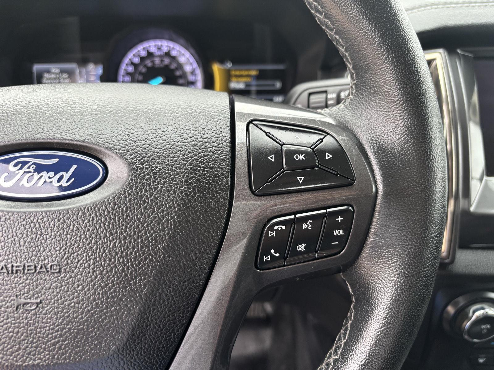 Vehicle photo 16