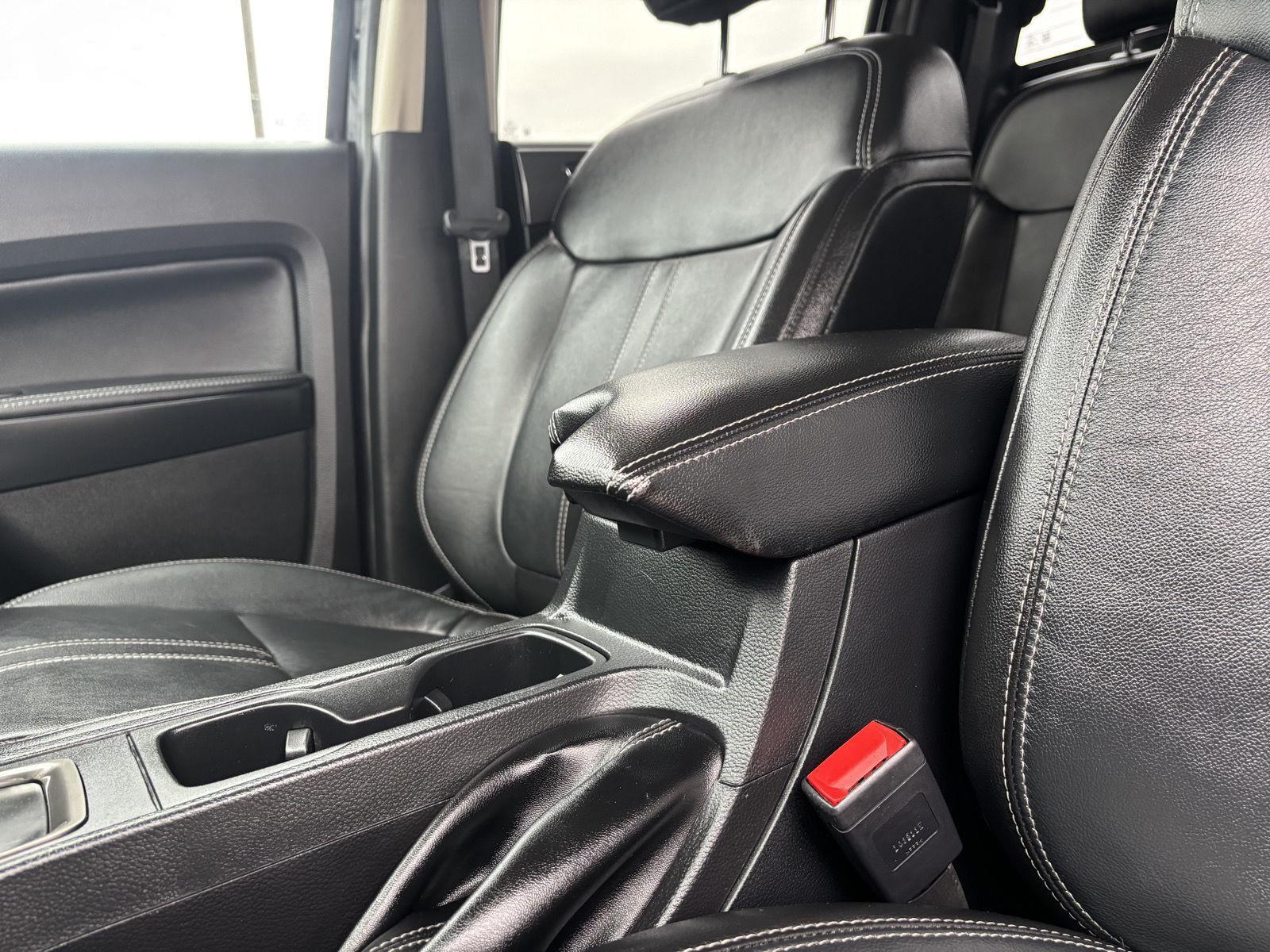 Vehicle photo 36