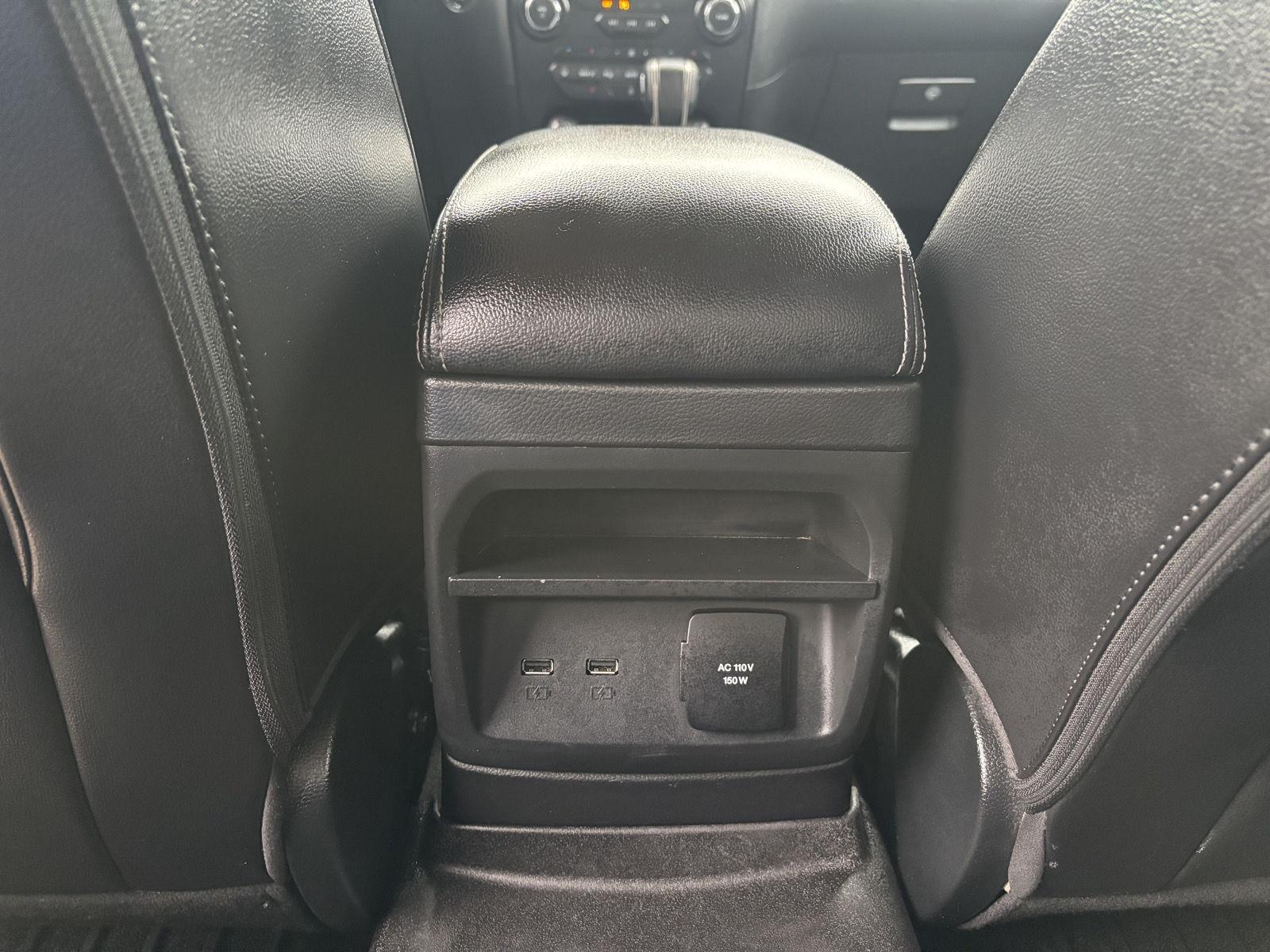 Vehicle photo 37