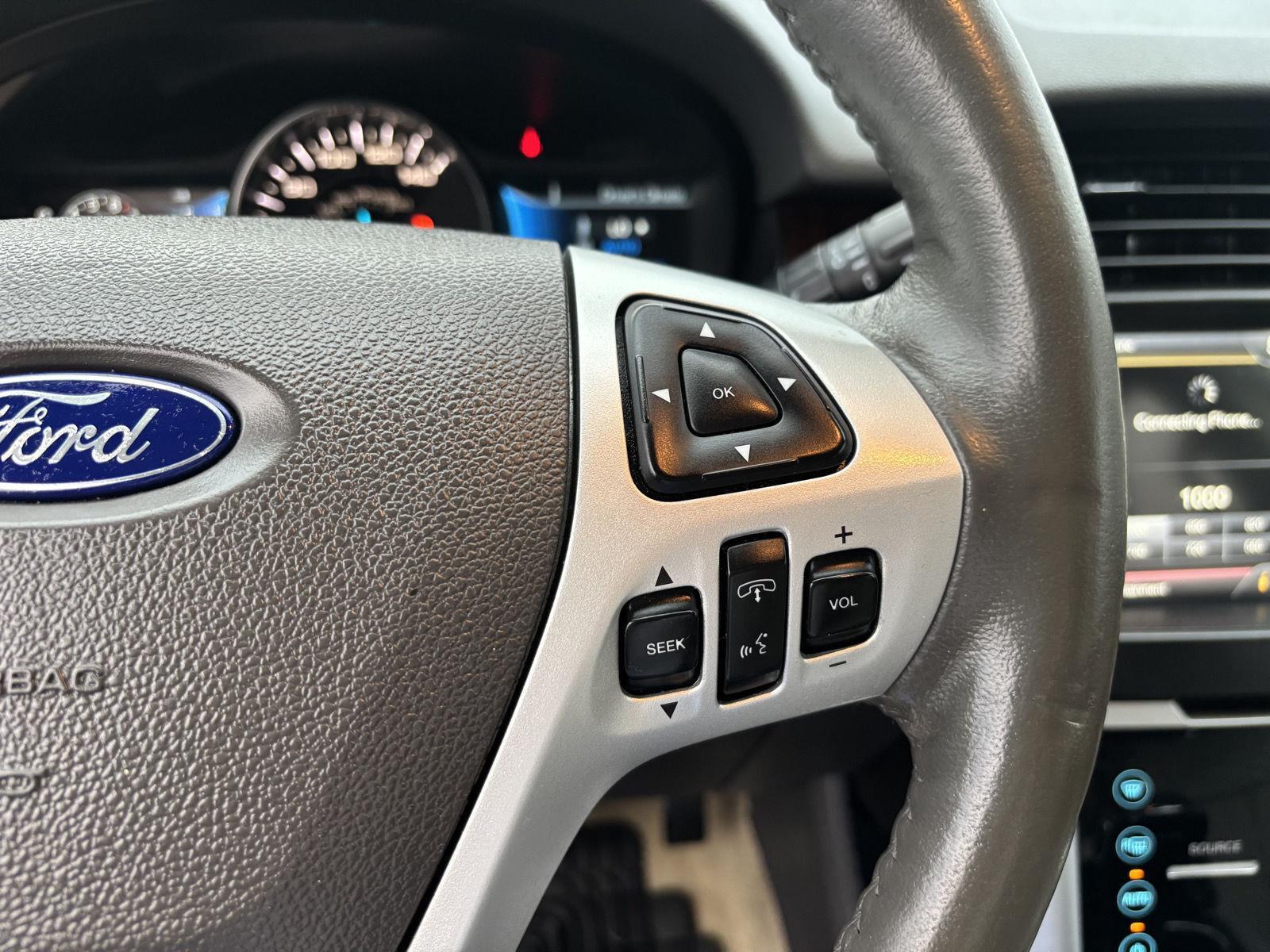 Vehicle photo 16