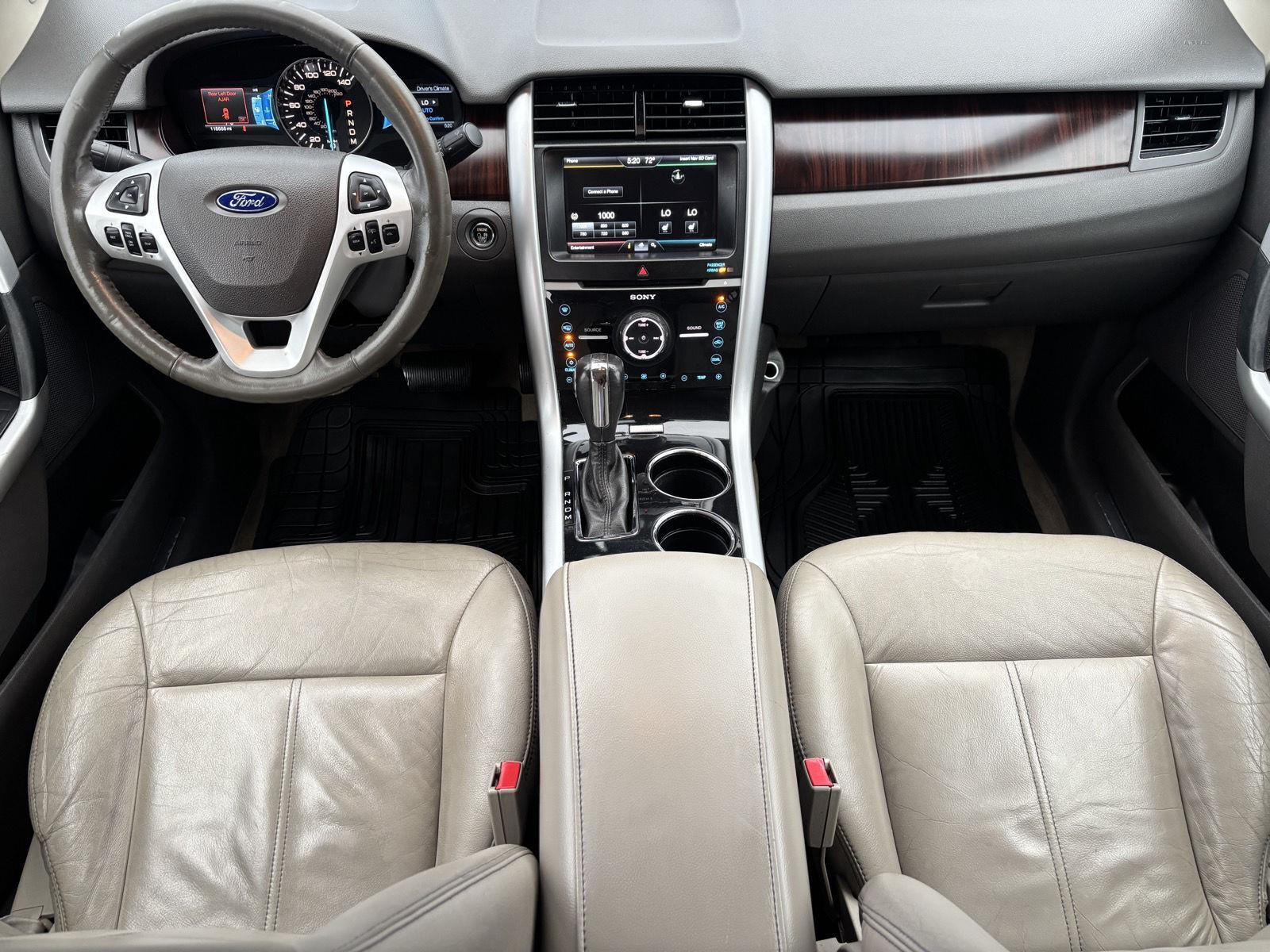 Vehicle photo 23