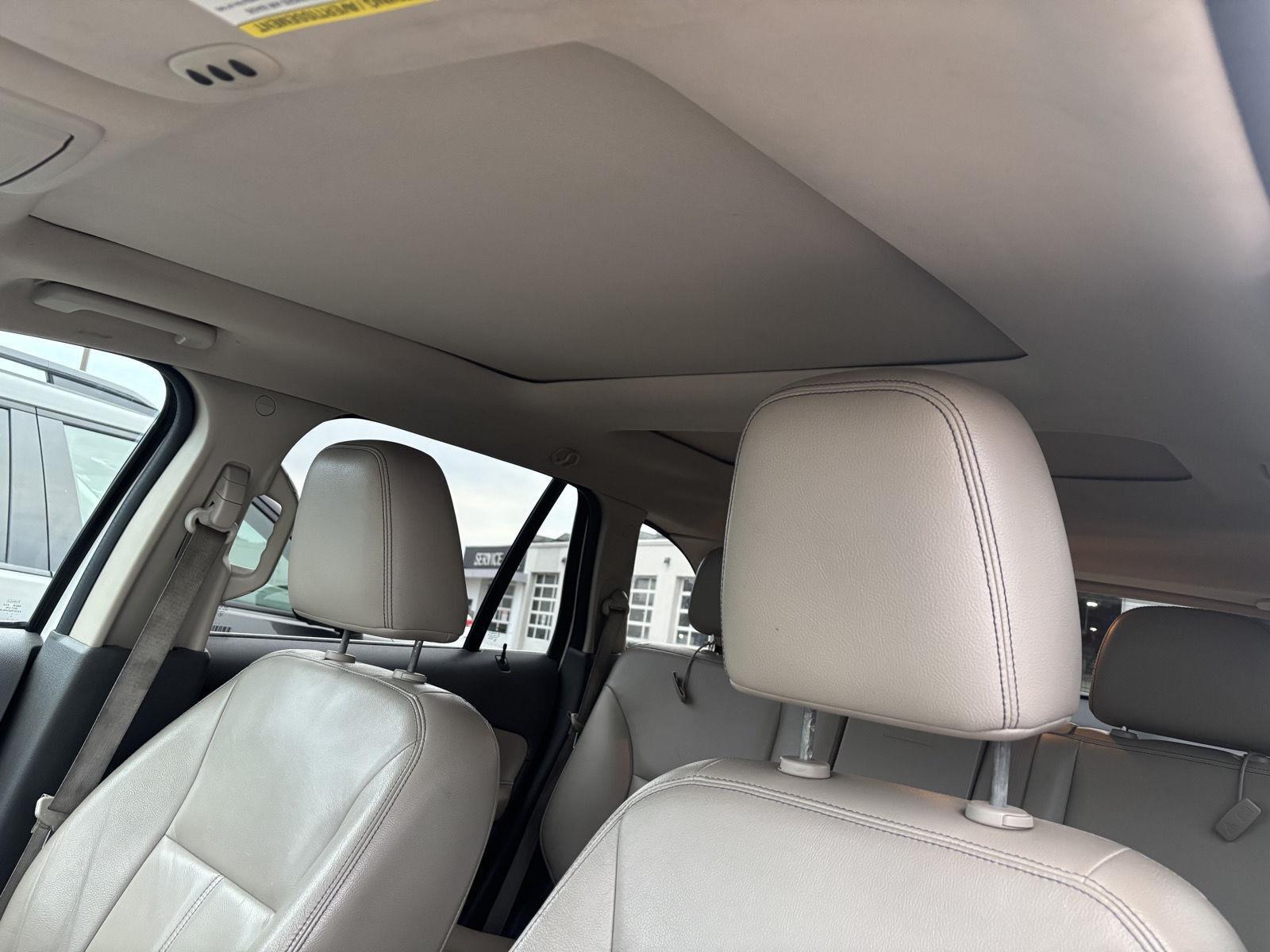 Vehicle photo 37
