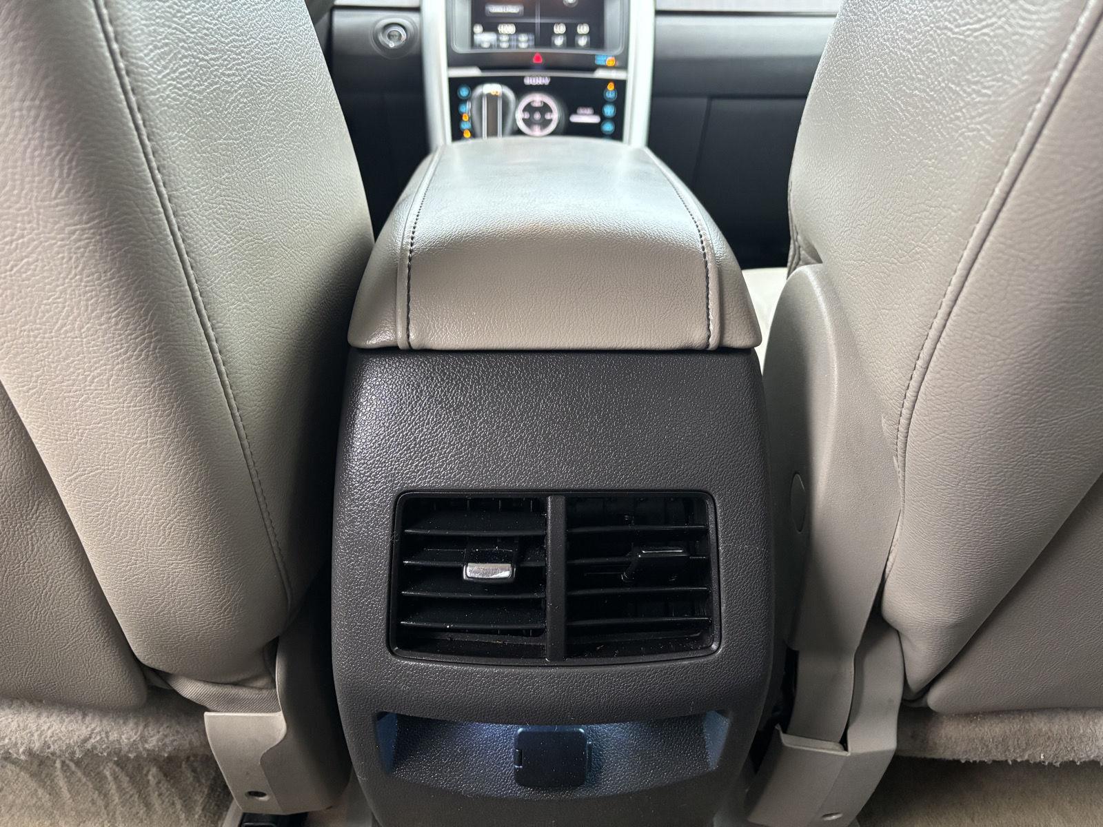 Vehicle photo 40
