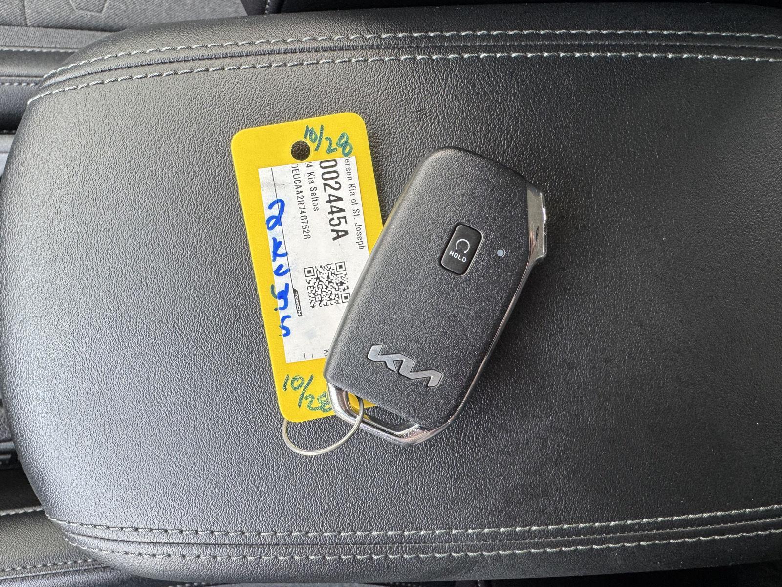 Vehicle photo 45