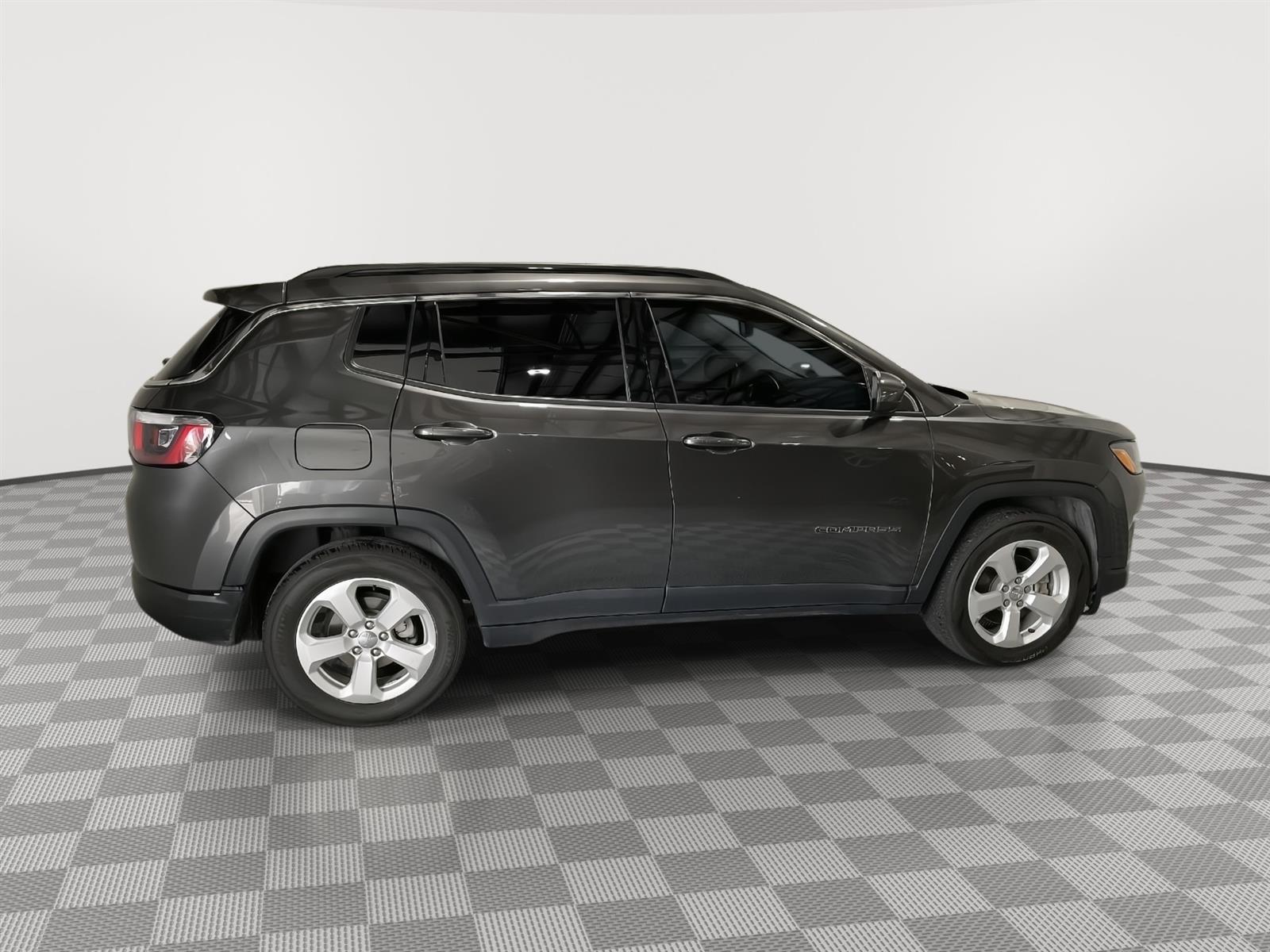 Used 2019 Jeep Compass Latitude SUV for sale in St Joseph MO