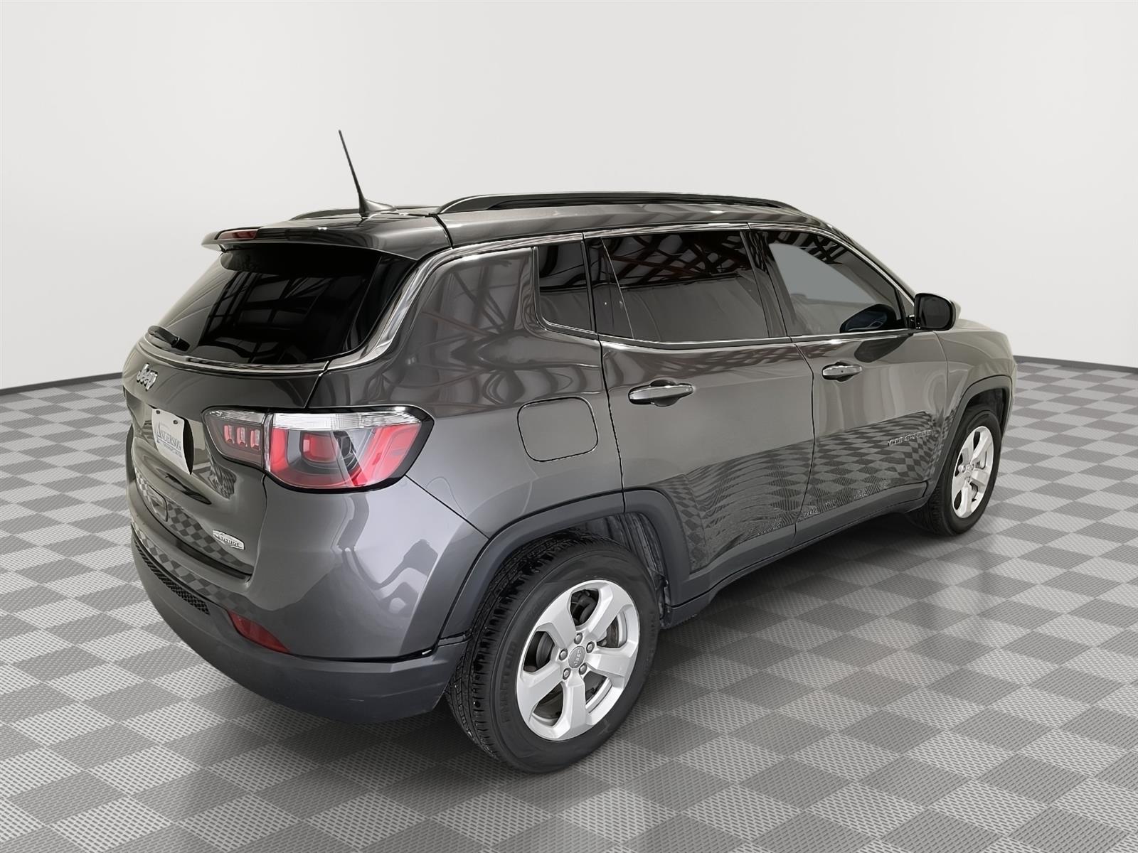 Used 2019 Jeep Compass Latitude SUV for sale in St Joseph MO