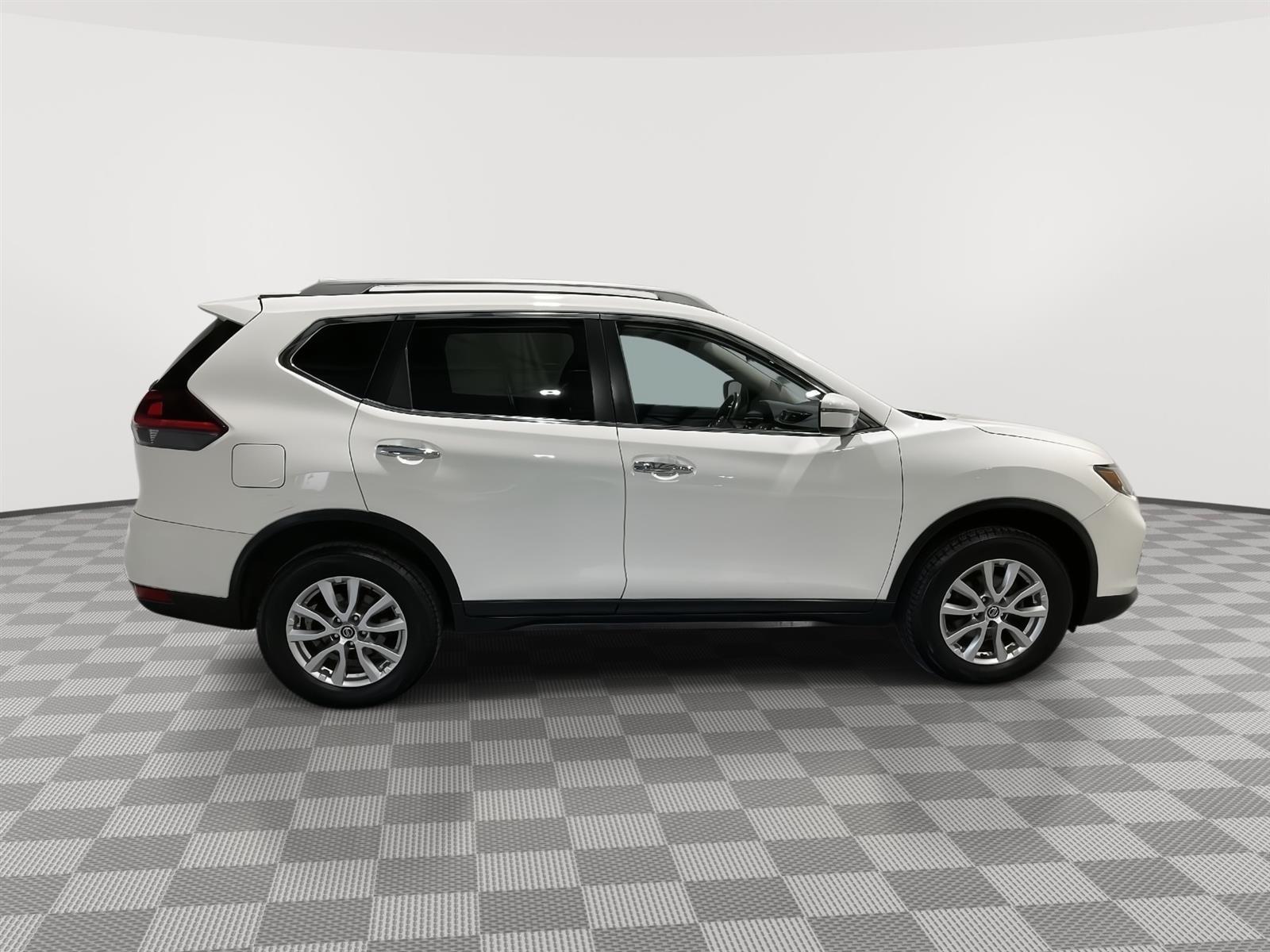 Used 2020 Nissan Rogue SV SUV for sale in St Joseph MO