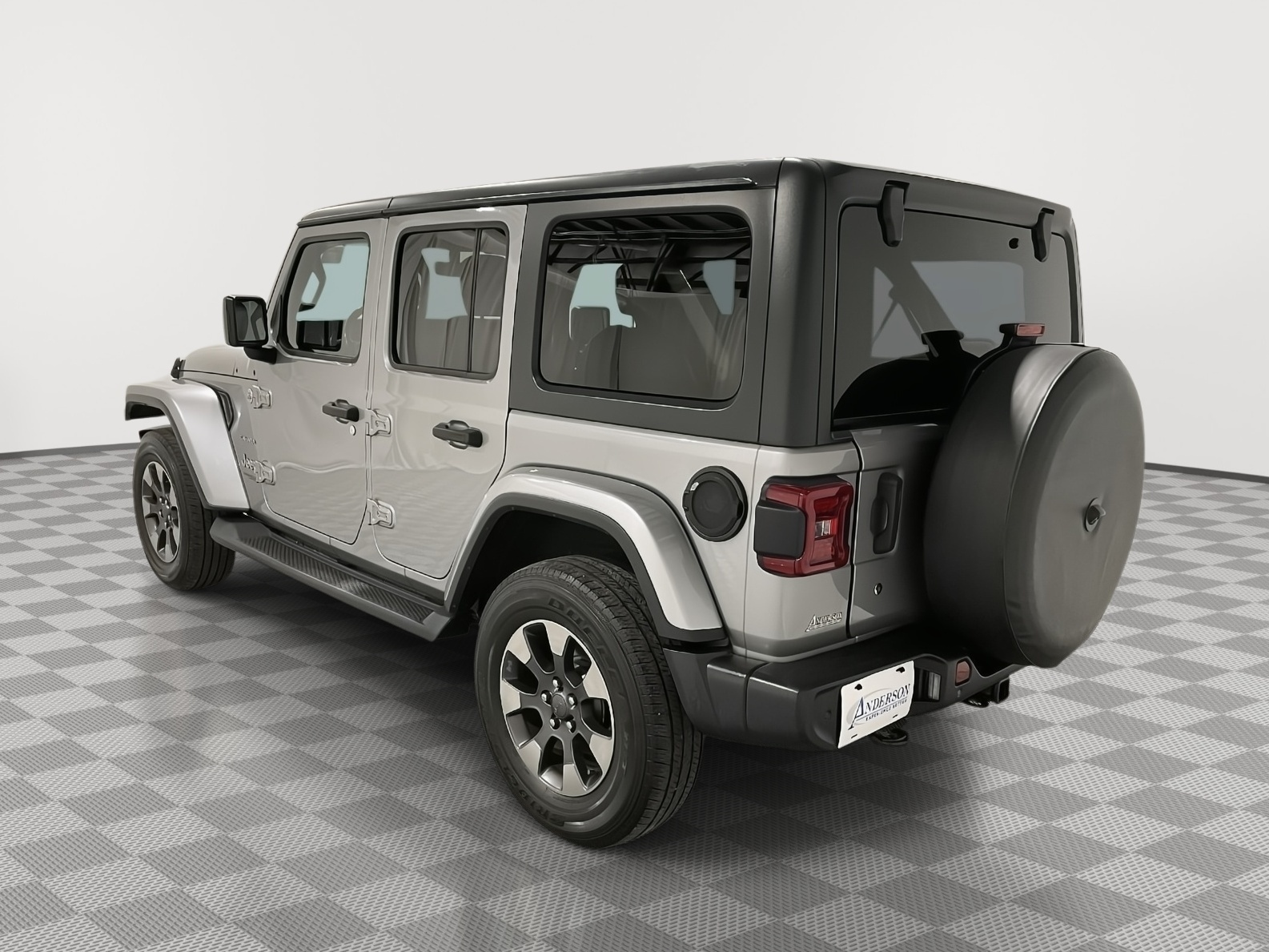 Used 2018 Jeep Wrangler Unlimited Sahara SUV for sale in St Joseph MO