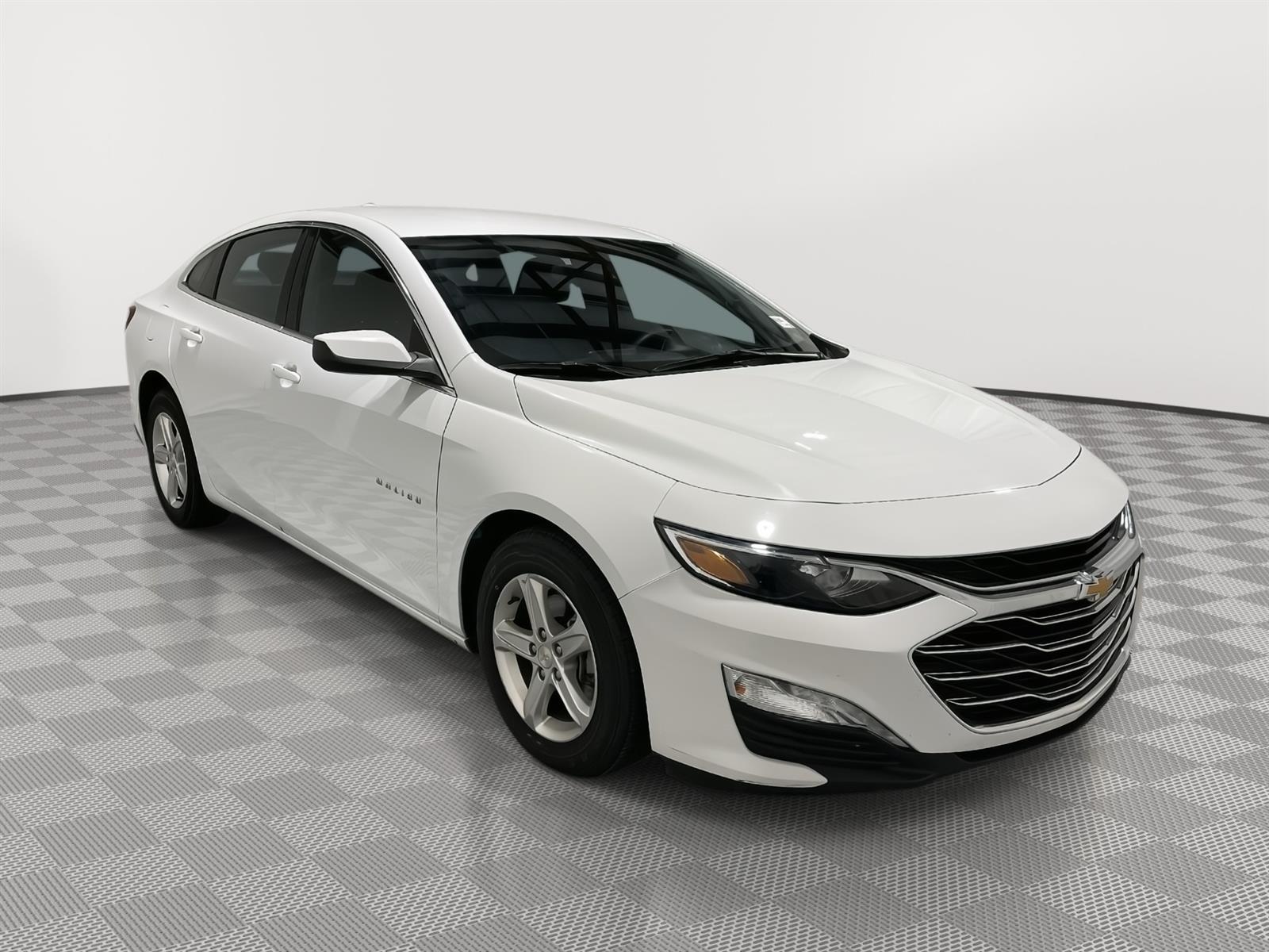 Used 2022 Chevrolet Malibu LT Sedan for sale in St Joseph MO