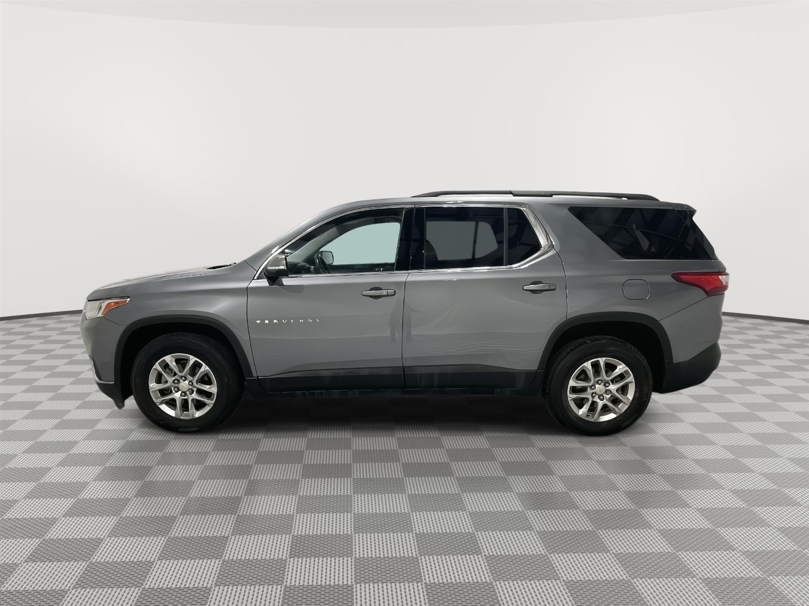 Used 2019 Chevrolet Traverse LT Cloth SUV for sale in St Joseph MO