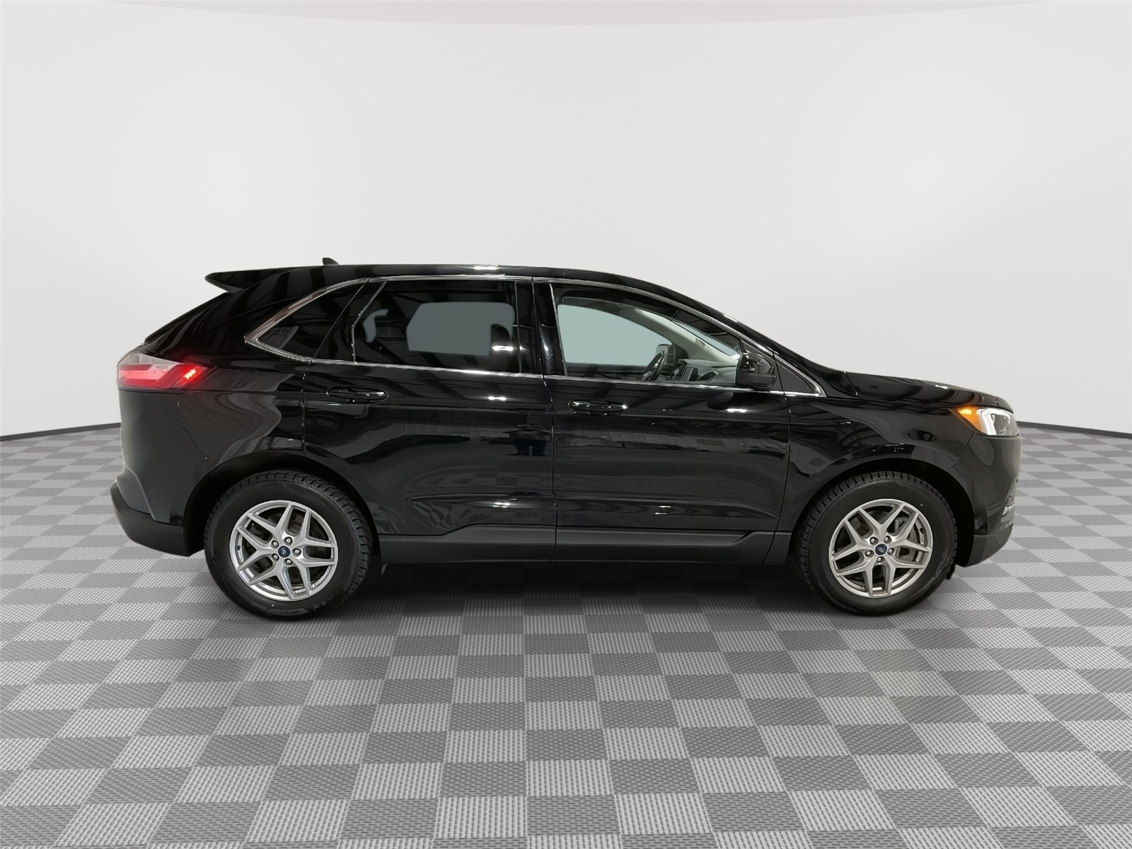 Used 2022 Ford Edge SEL SUV for sale in St Joseph MO