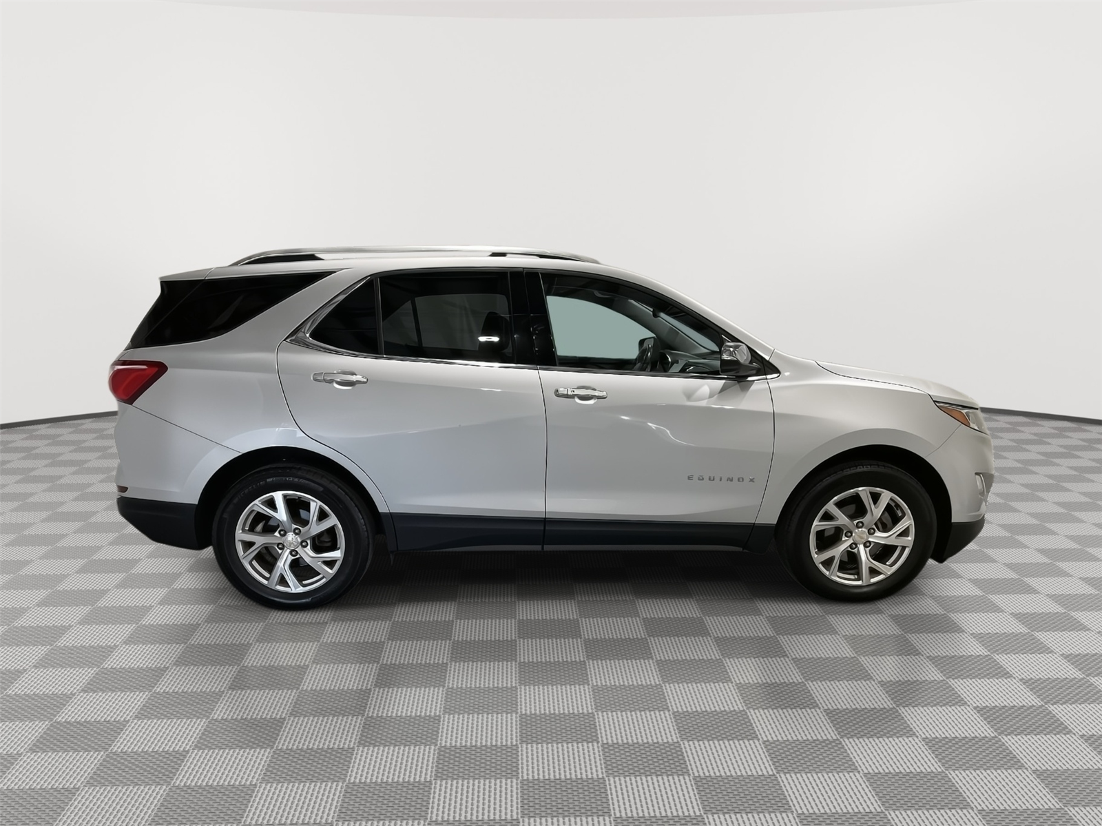 Used 2020 Chevrolet Equinox Premier SUV for sale in St Joseph MO