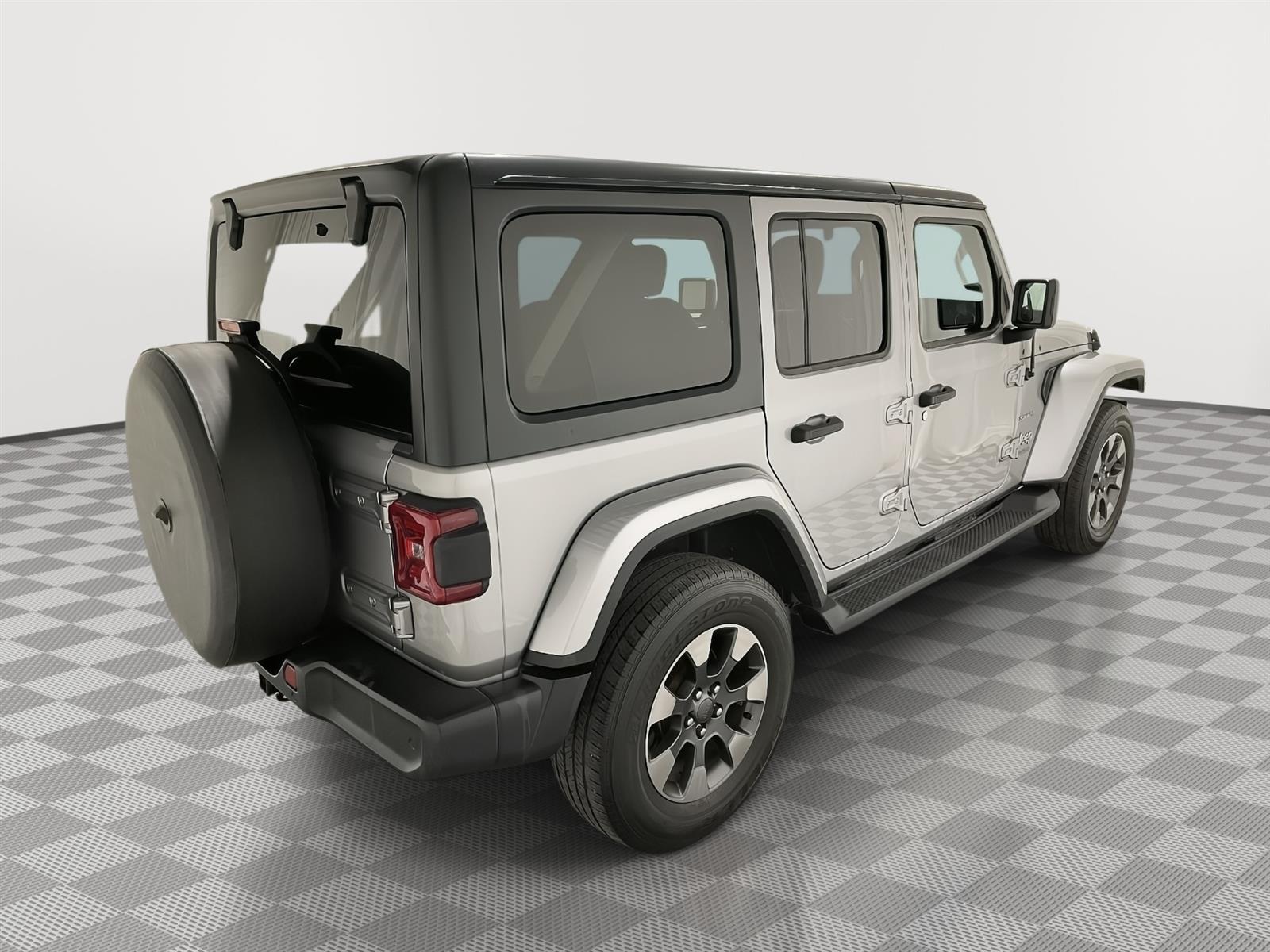 Used 2018 Jeep Wrangler Unlimited Sahara SUV for sale in St Joseph MO