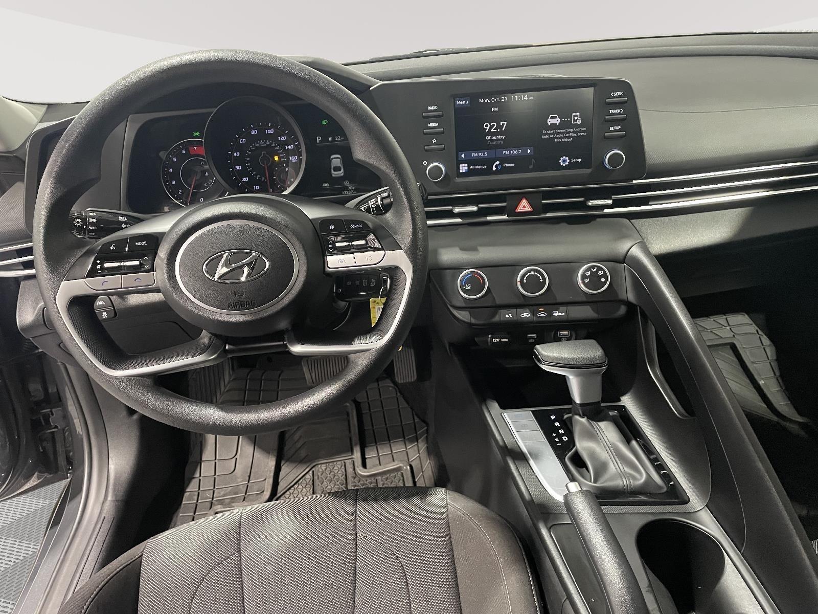 Used 2023 Hyundai Elantra SE Sedan for sale in St Joseph MO