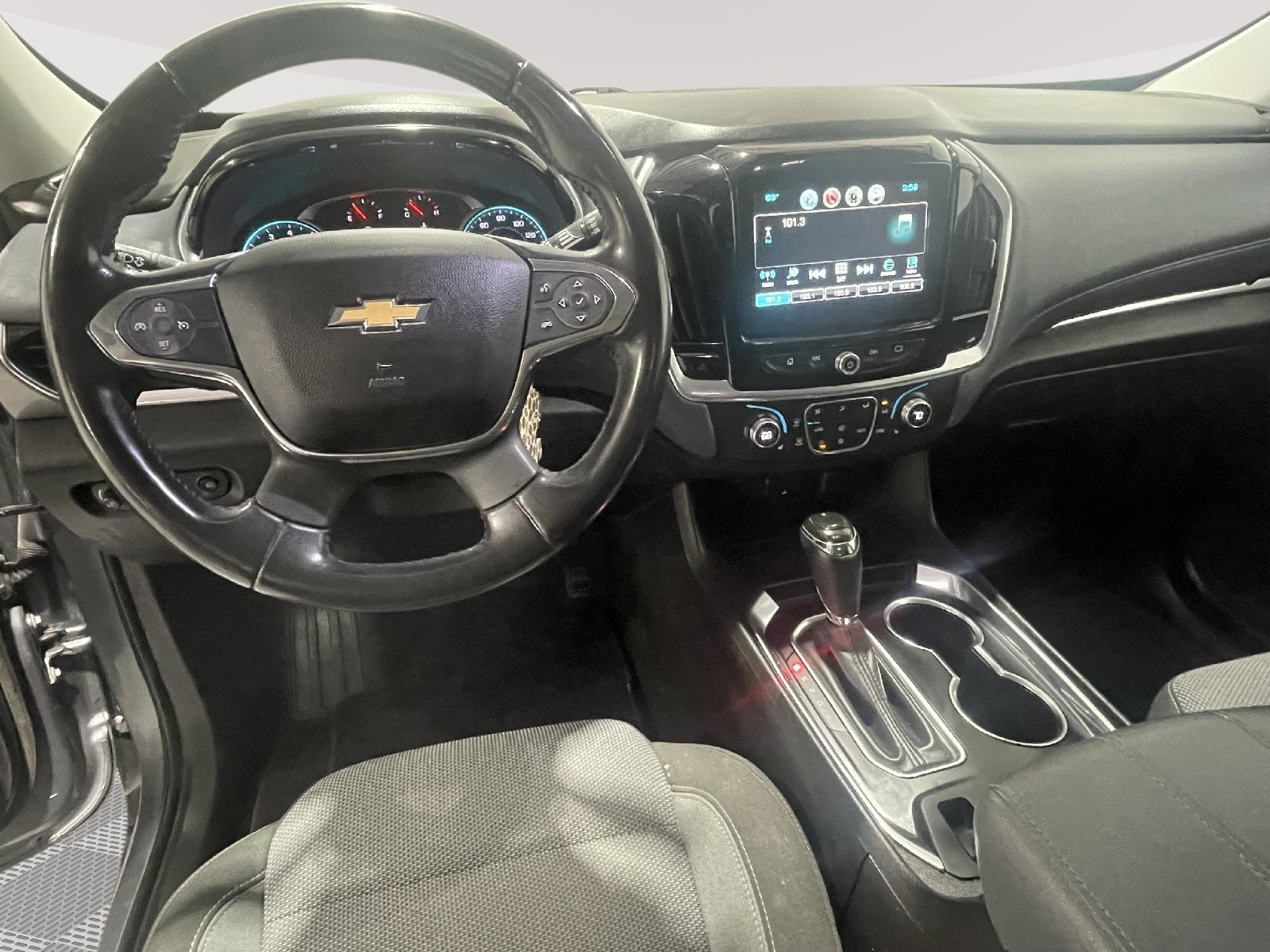 Used 2019 Chevrolet Traverse LT Cloth SUV for sale in St Joseph MO