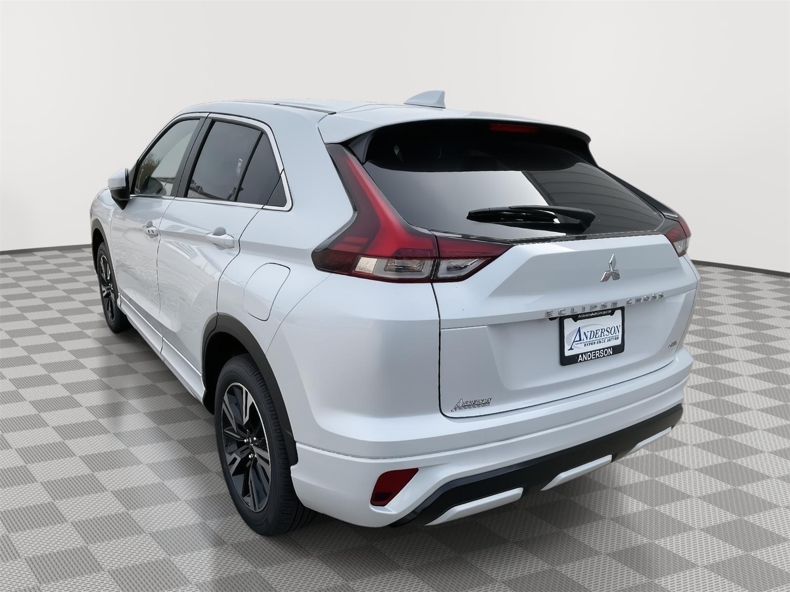 2024 Mitsubishi Eclipse Cross SEL photo 6