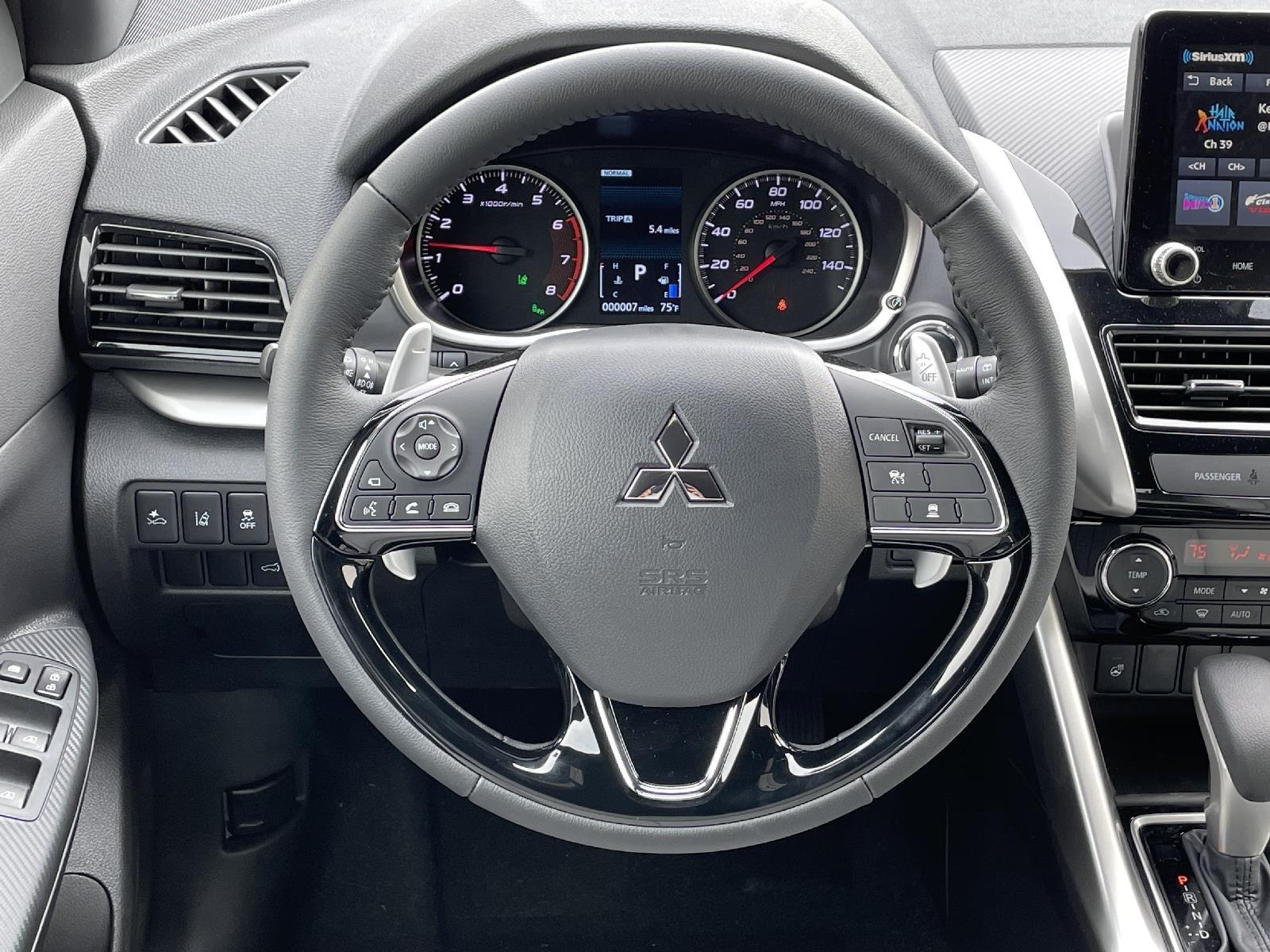 2024 Mitsubishi Eclipse Cross SEL photo 10